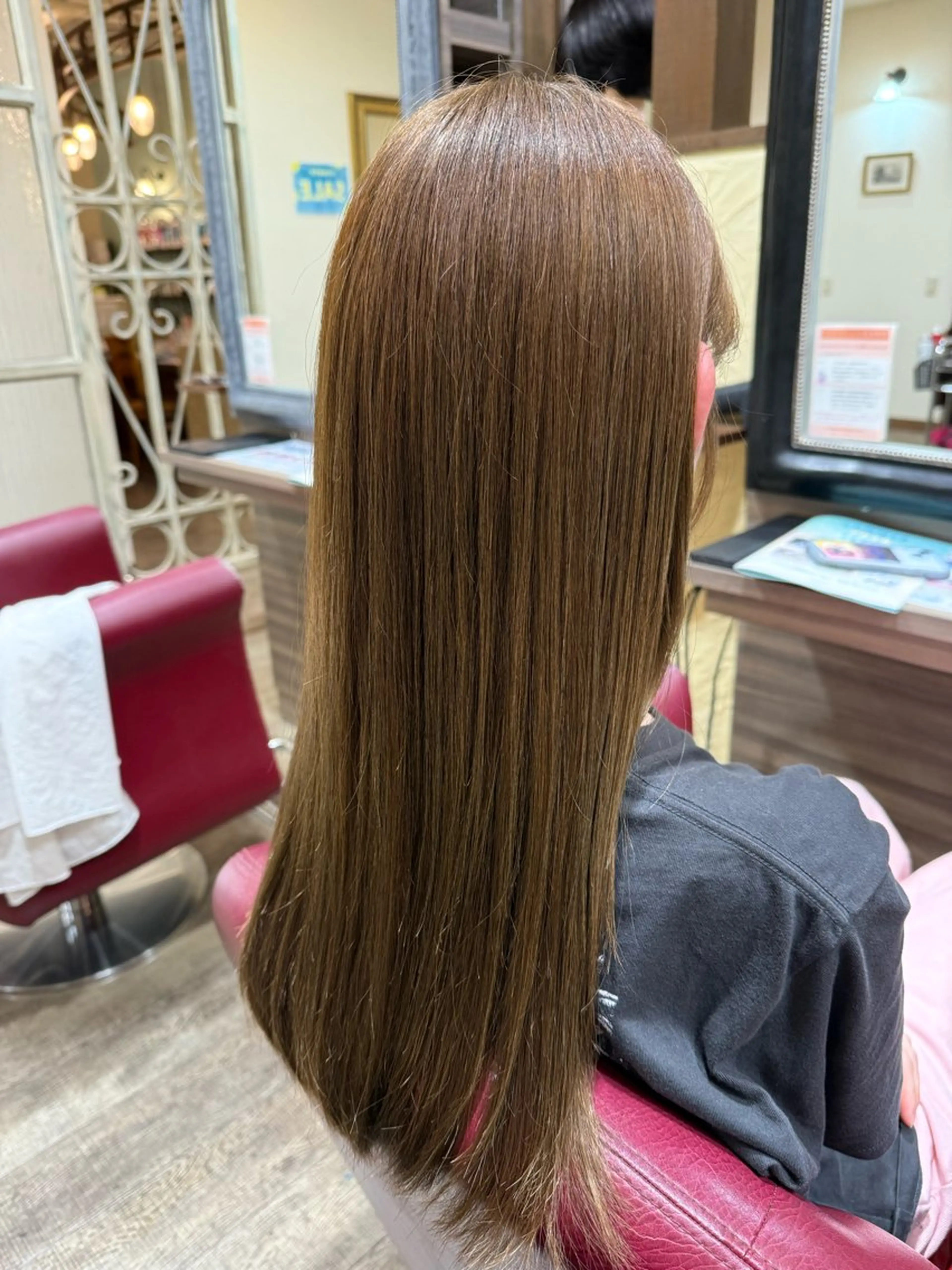 ロング カラー 一宮　　透明感カラー 髪質改善　ヘッドスパのヘアスタイル