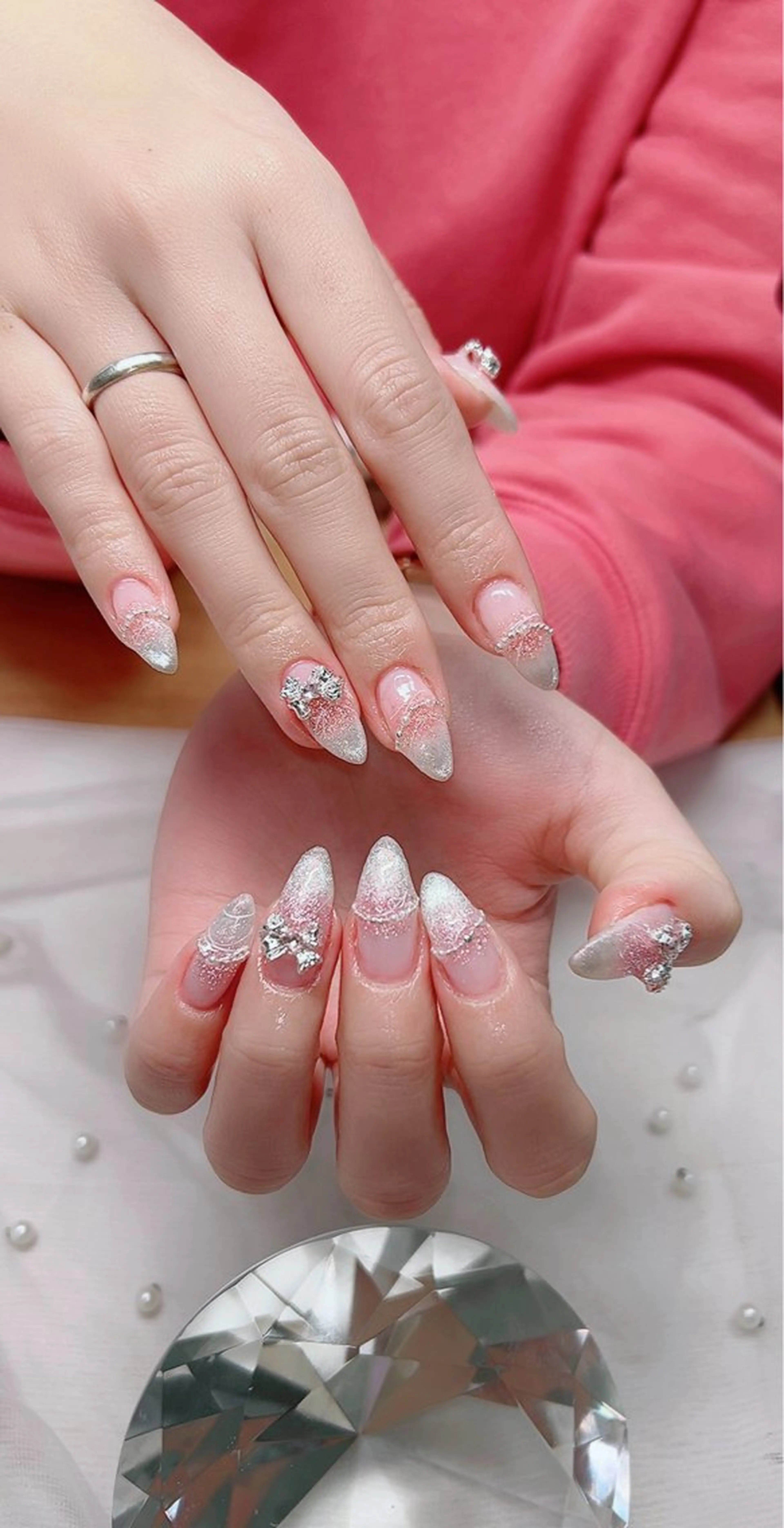 ネイル チークネイル マグネットネイル マグネットワンカラー ワンカラーネイル ブライダルネイル ハンドネイル Cute Tips nailのネイルデザイン