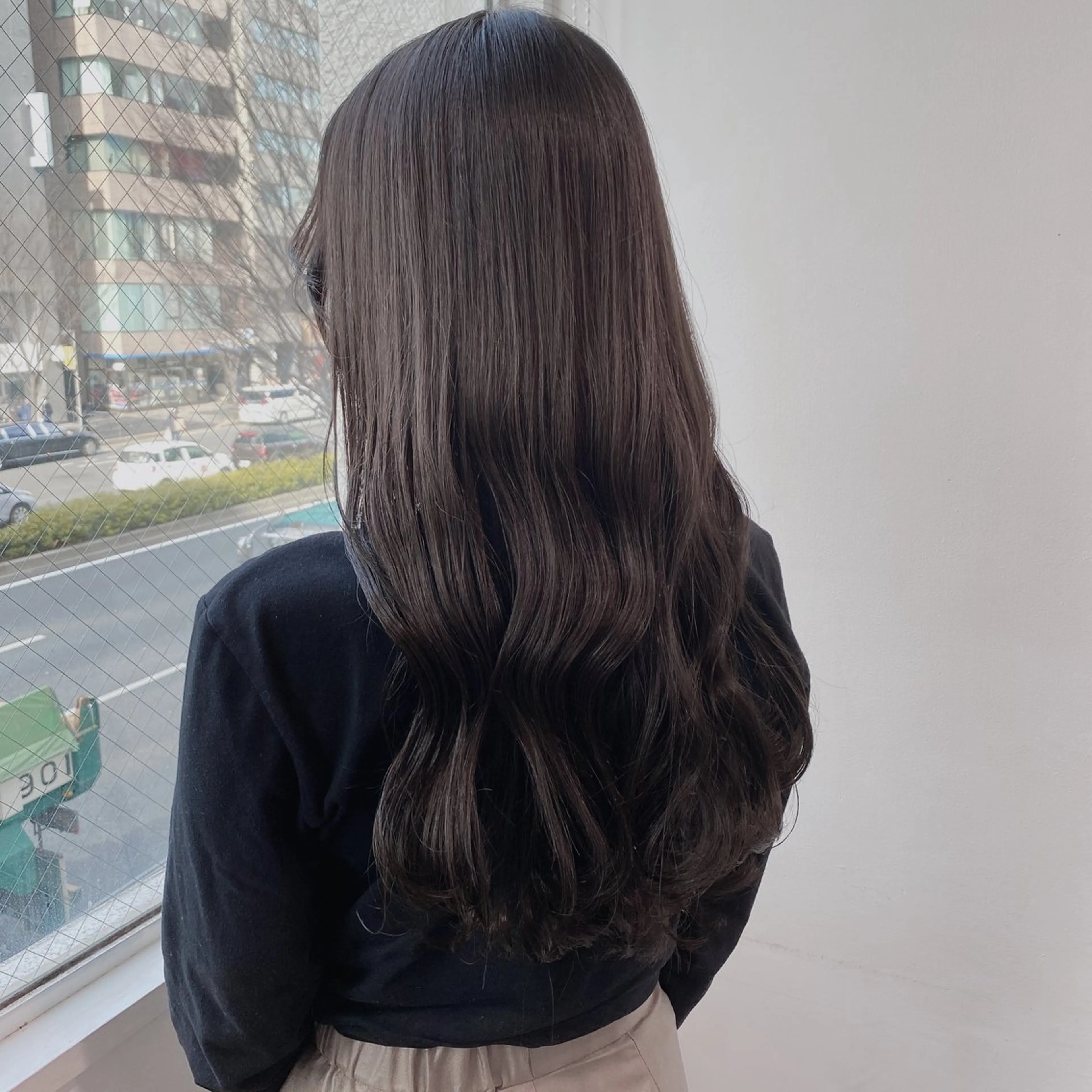 ロング カラー ヘアカラー トリートメント 𓏸レイヤー髪質改善 透けカラーカノン🫧のヘアスタイル