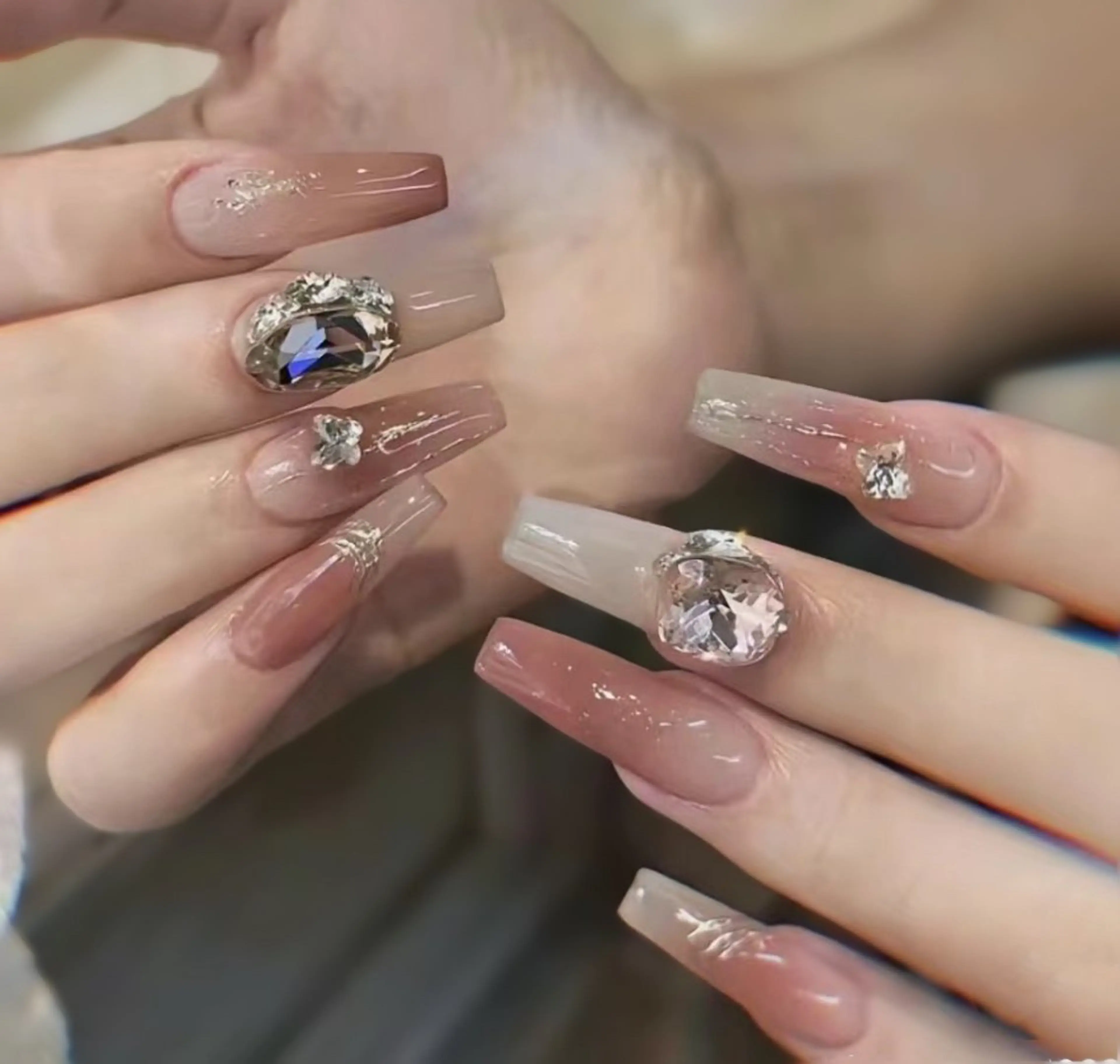 ネイル アートネイル チークネイル 長さ出し フラワーネイル ジェルネイル YK Beauty Salonのマツエク・マツパデザイン