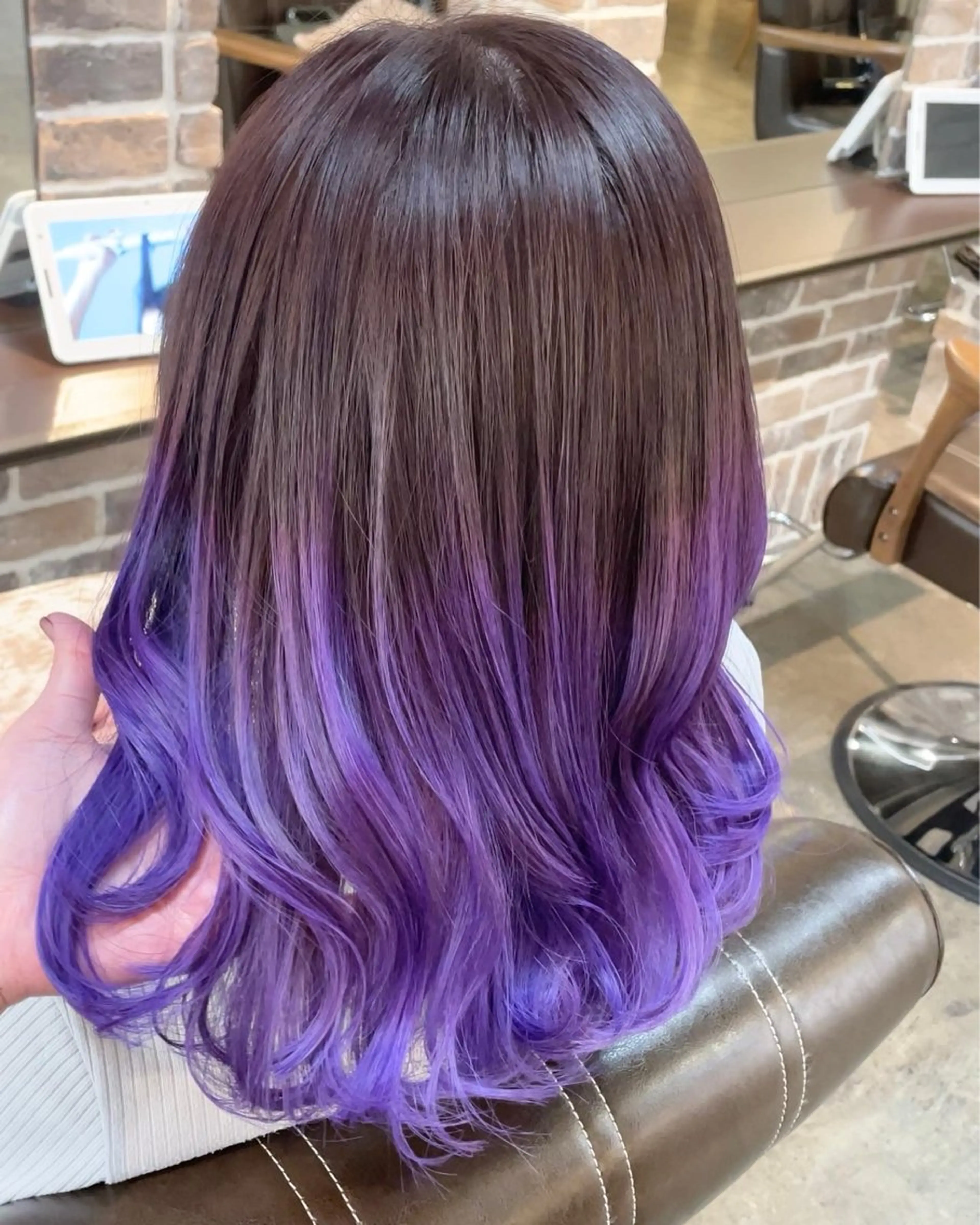 ミディアム カラー ブリーチ グラデーションカラー バイオレットカラー 艶カラー/インナー /グラデ/大西小百合のヘアスタイル