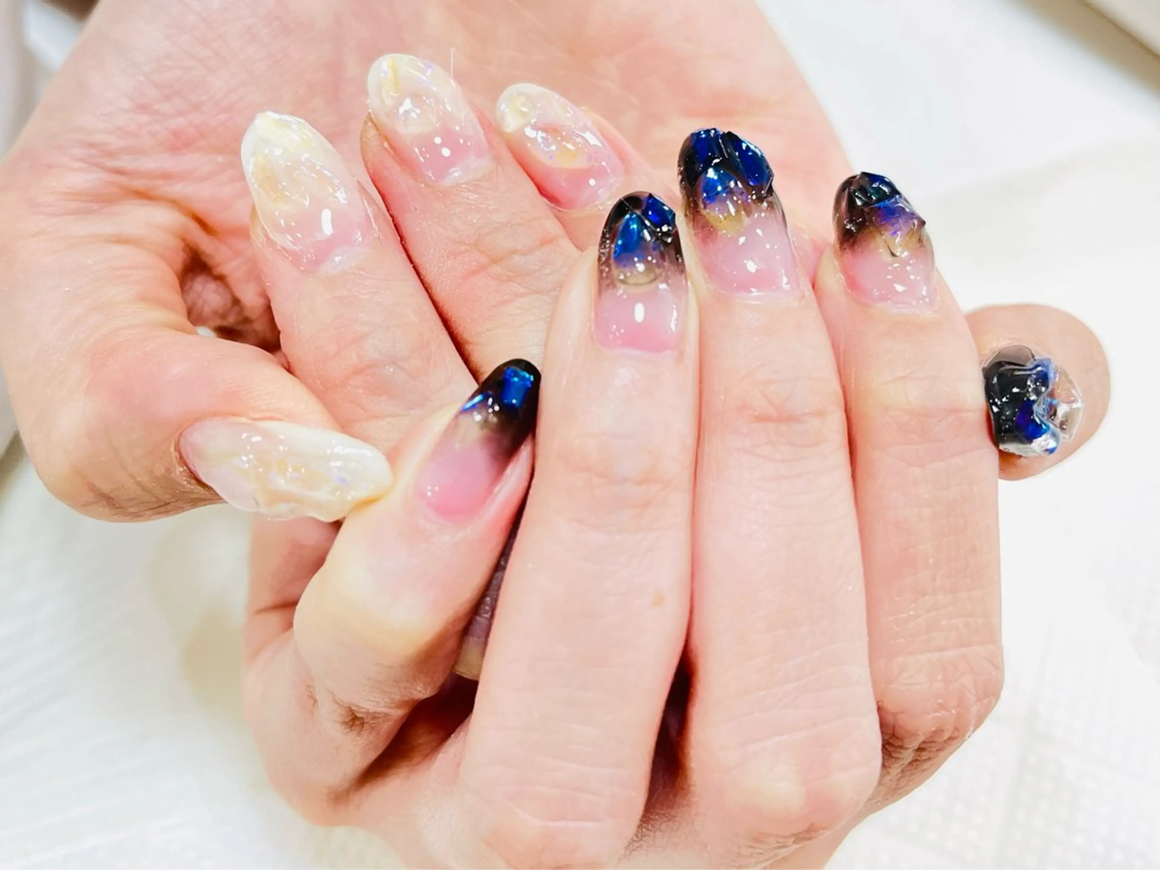 ネイル グラデーション Mano Nailのネイルデザイン