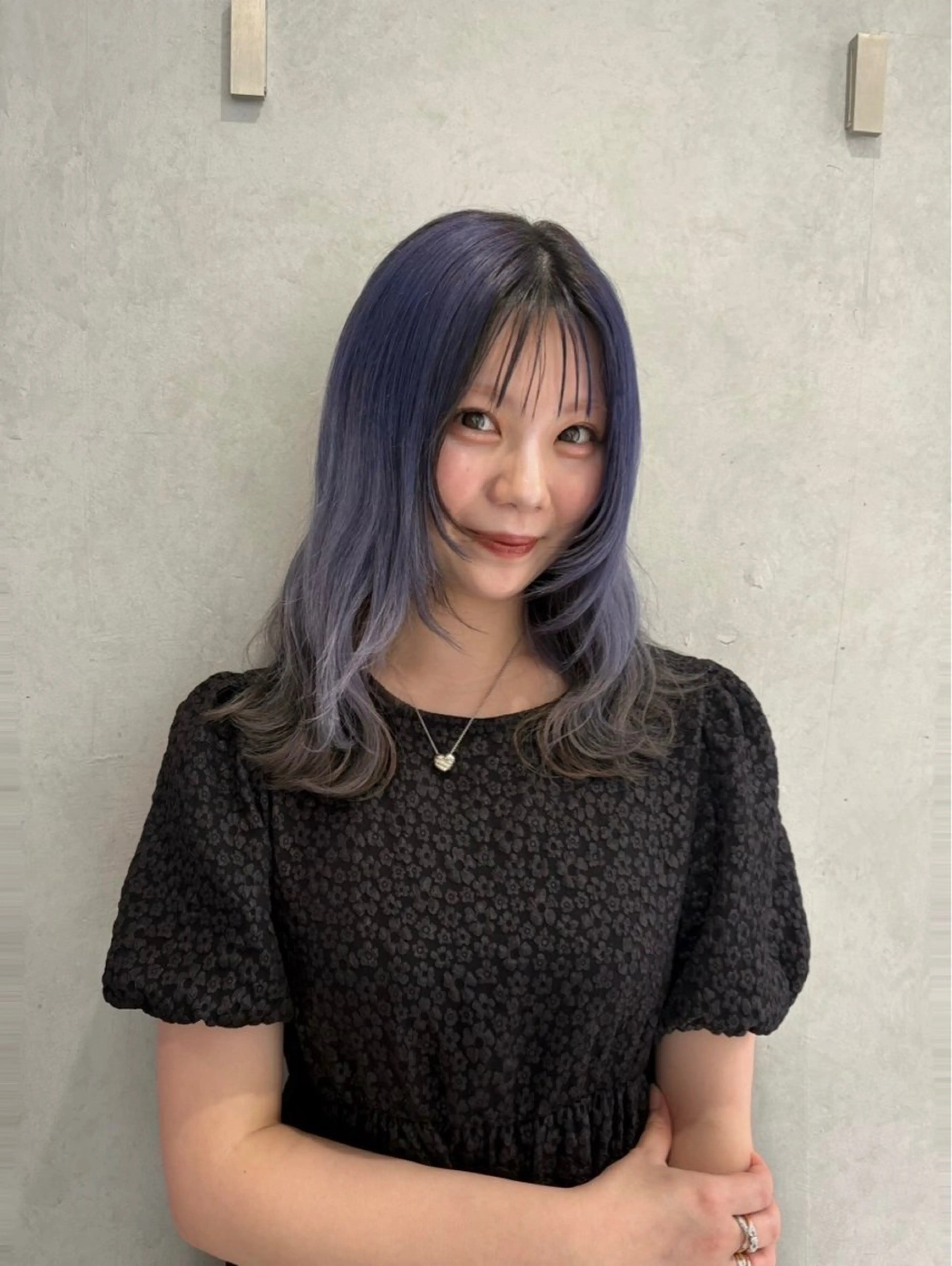 ミディアム カラー ヘアカラー オノ テンタのヘアスタイル