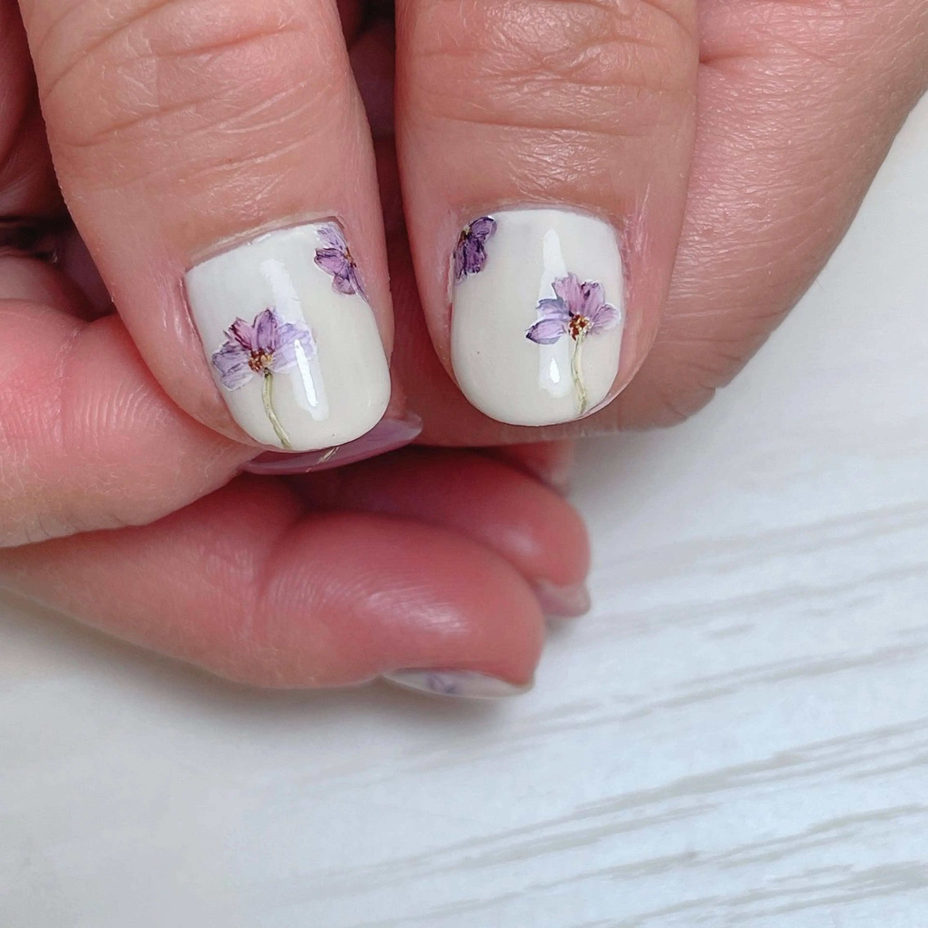 ネイル ハンドネイル amulet TOMOMIのネイルデザイン