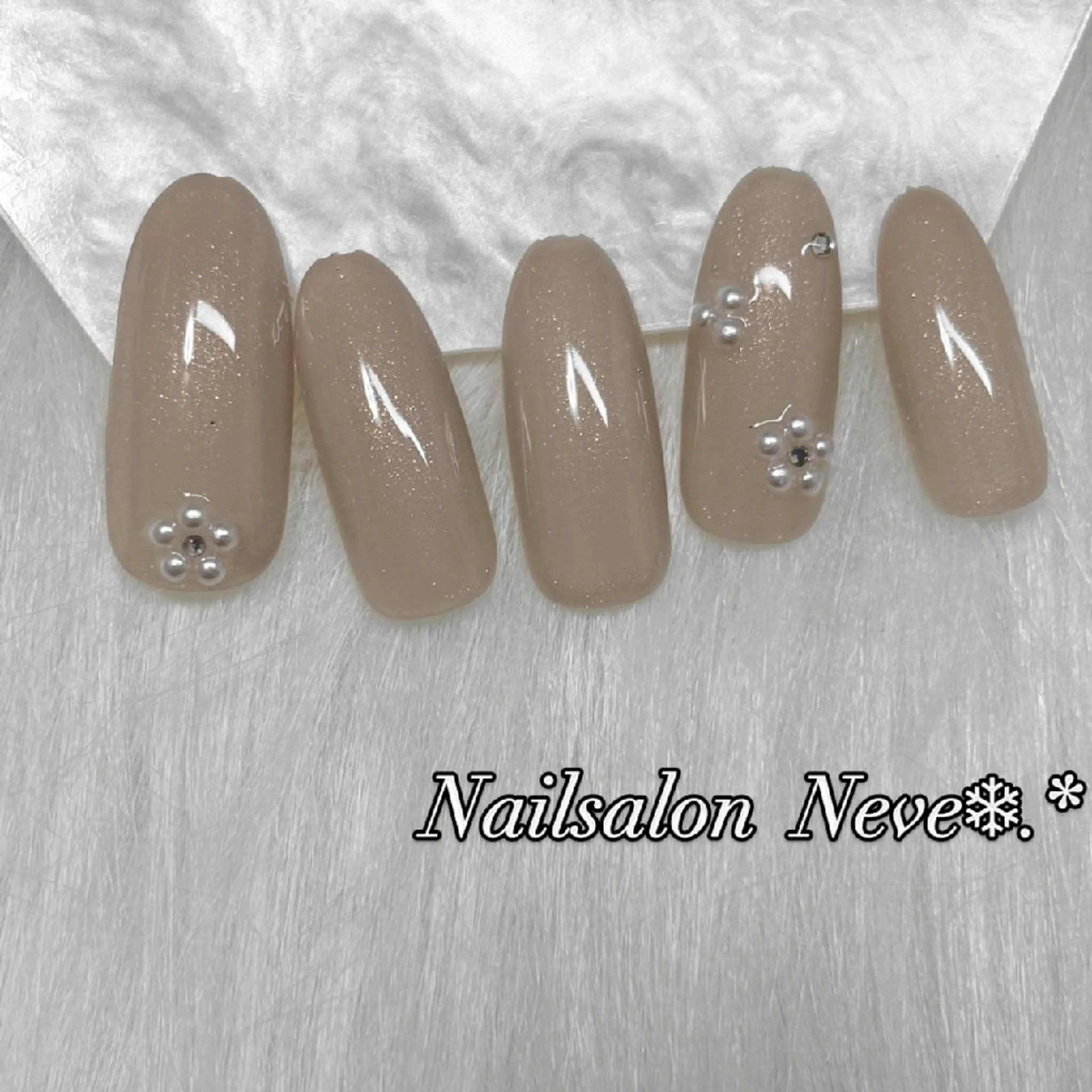 ネイル Nailsalon Neve❄︎.*のネイルデザイン