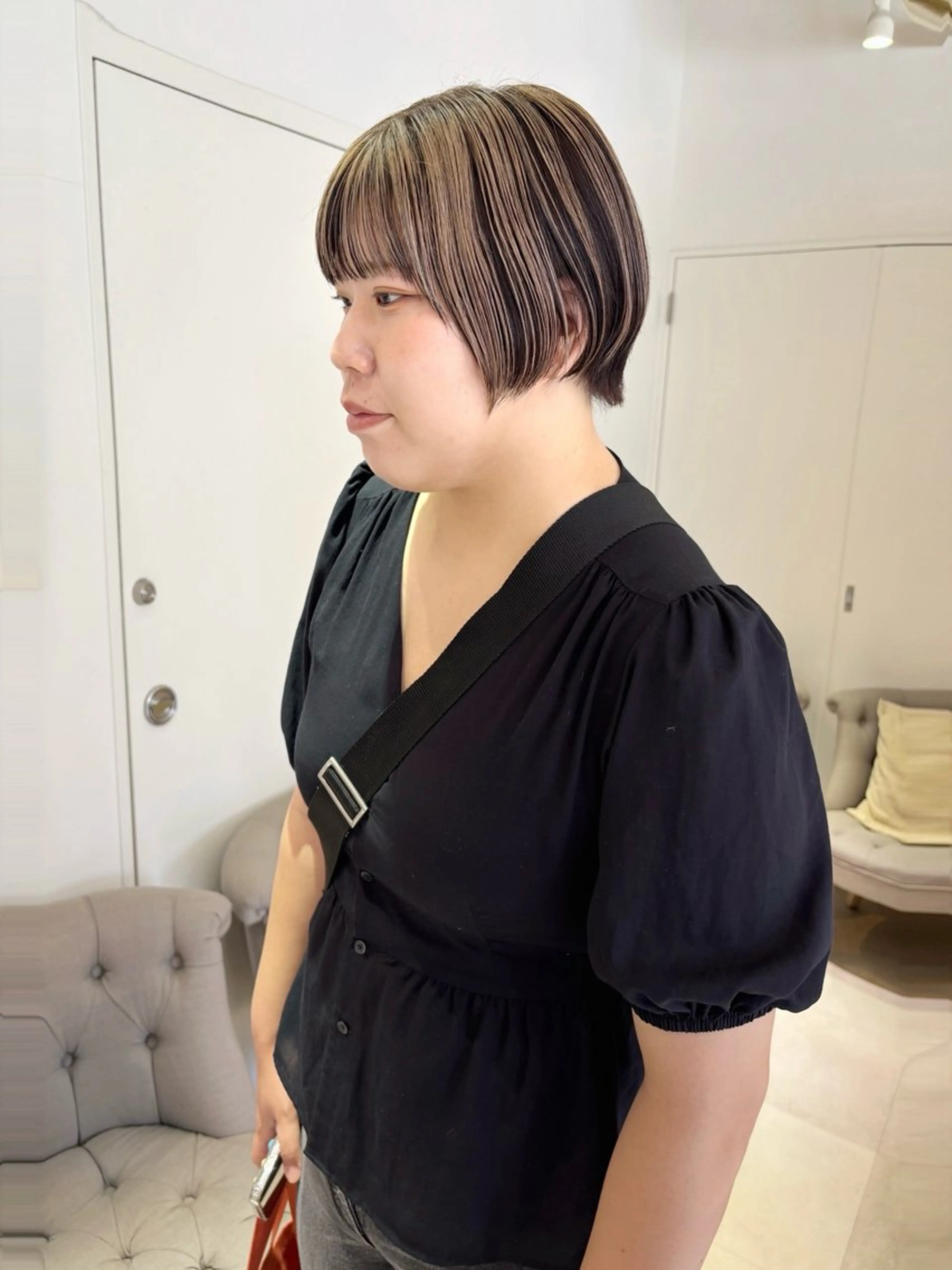 ショート カラー 齋藤 咲のヘアスタイル