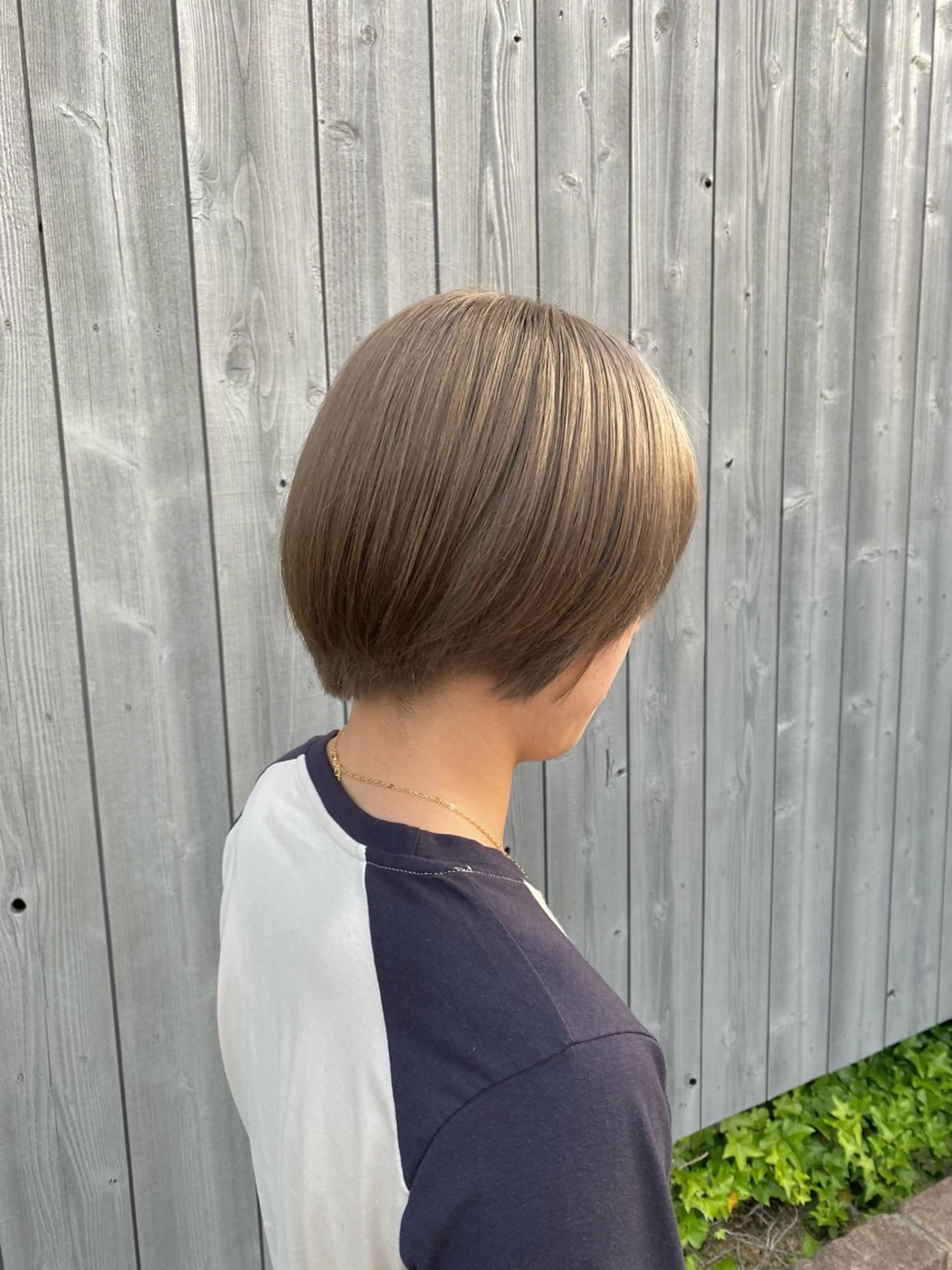 ショート カラー ヘアカラー Ludwig AIRIのヘアスタイル