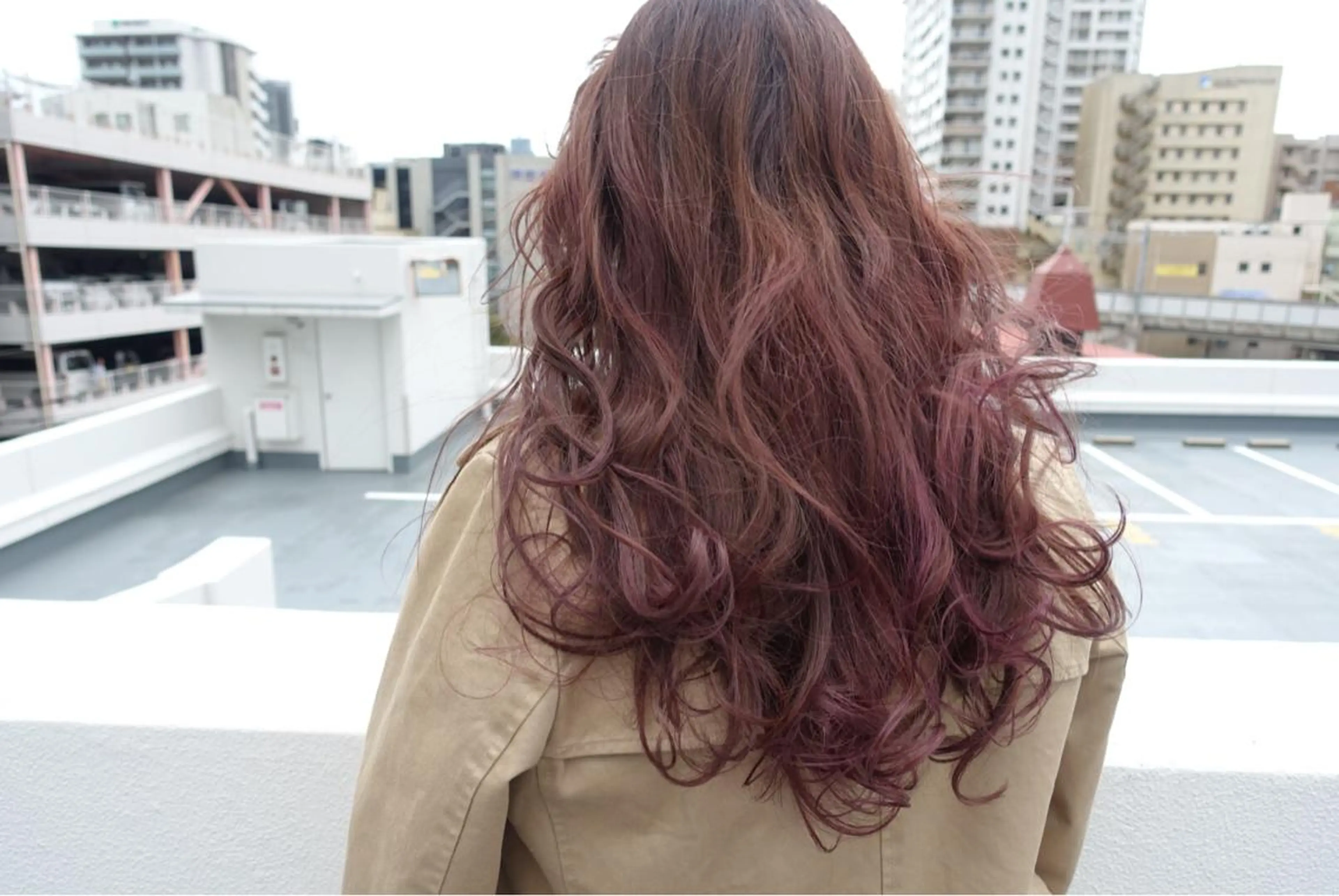 ロング カラー ボルドーカラー ピンクカラー ヘアカラー トリートメント Musiiik hairのヘアスタイル