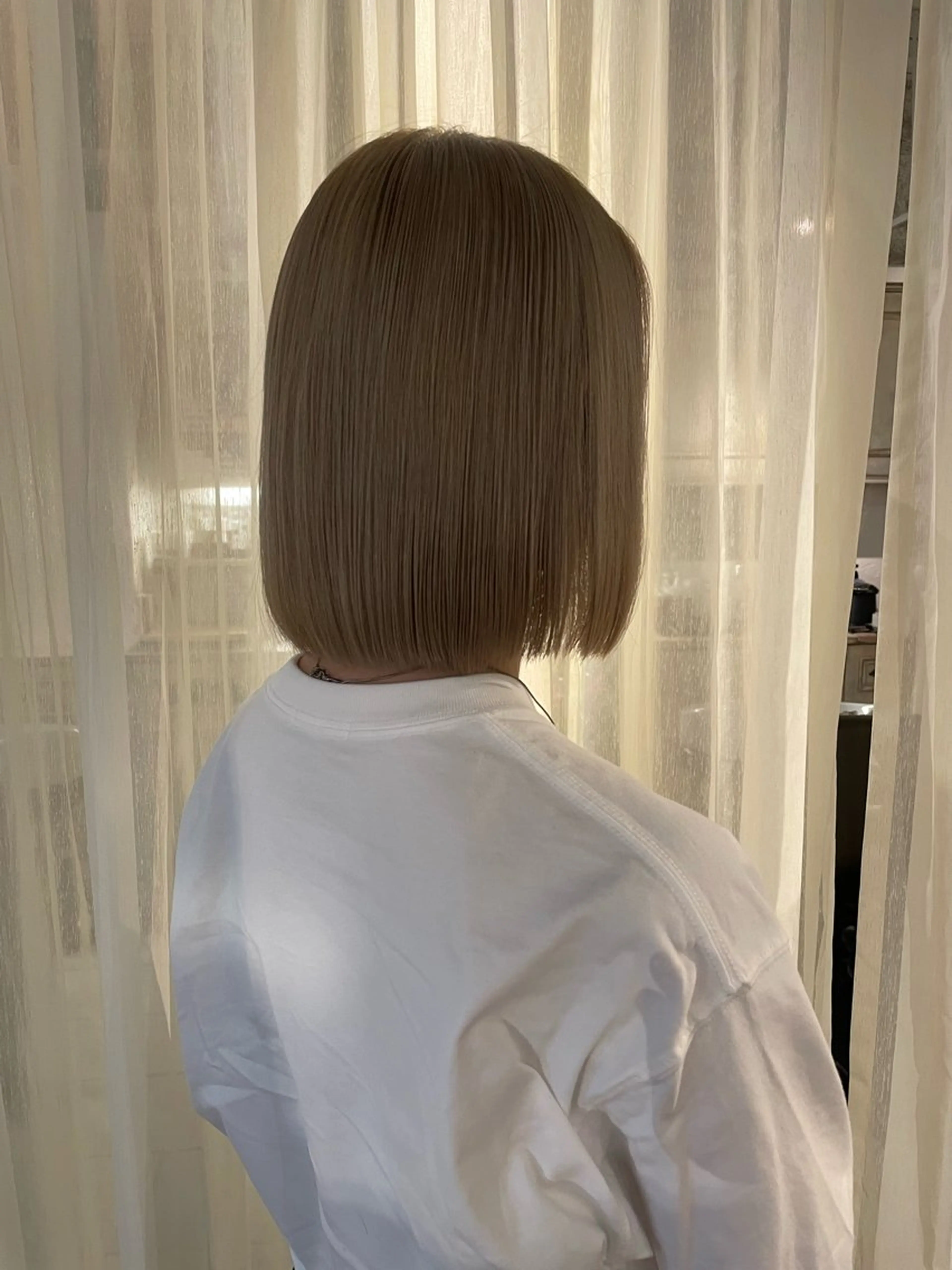 ミディアム replay所属・藤原 百花のヘアスタイル