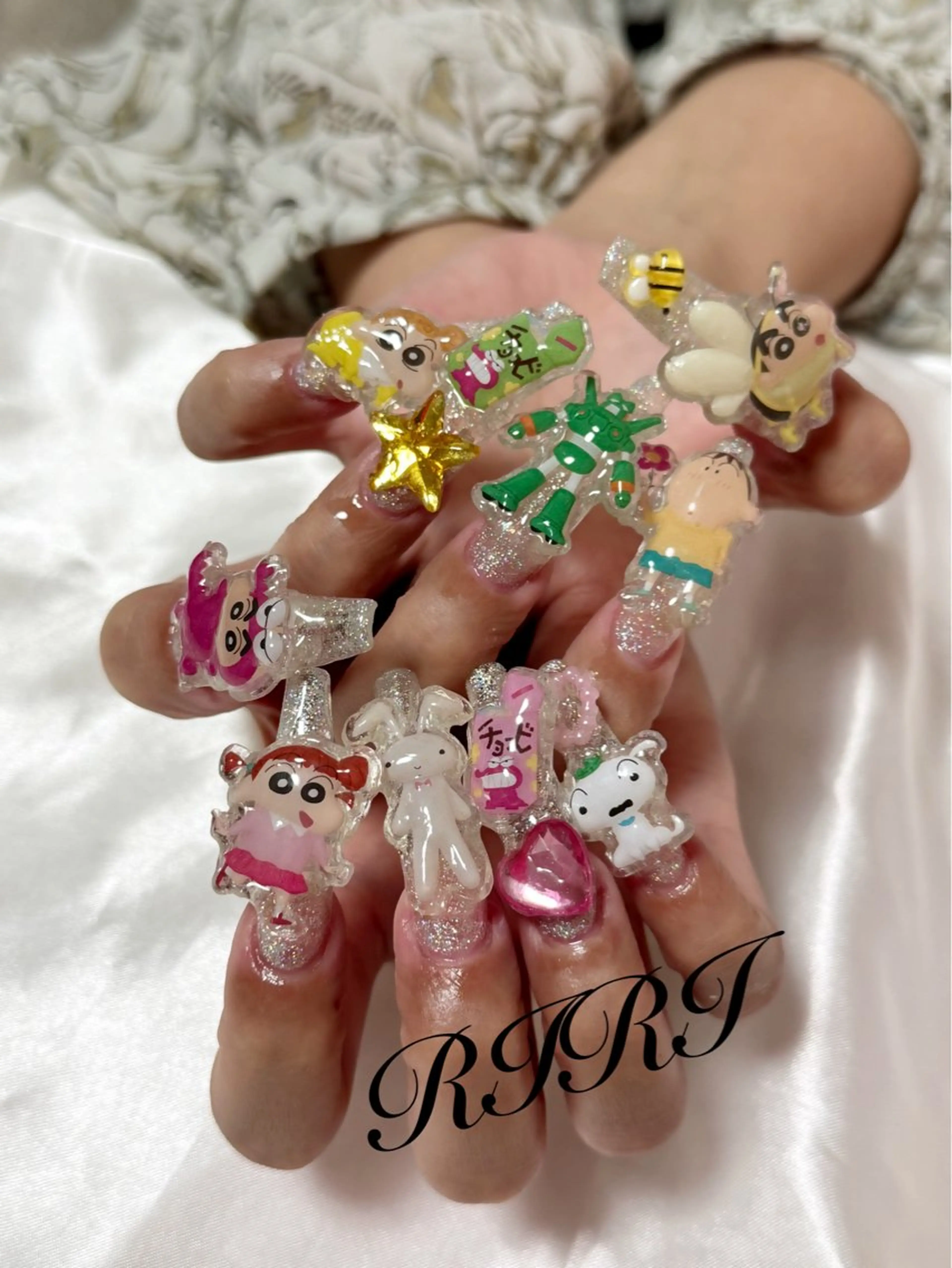 ネイル ジェルネイル ロングネイル スカルプネイル シンプルネイル 夏ネイル ハンドネイル riri オーナーのネイルデザイン