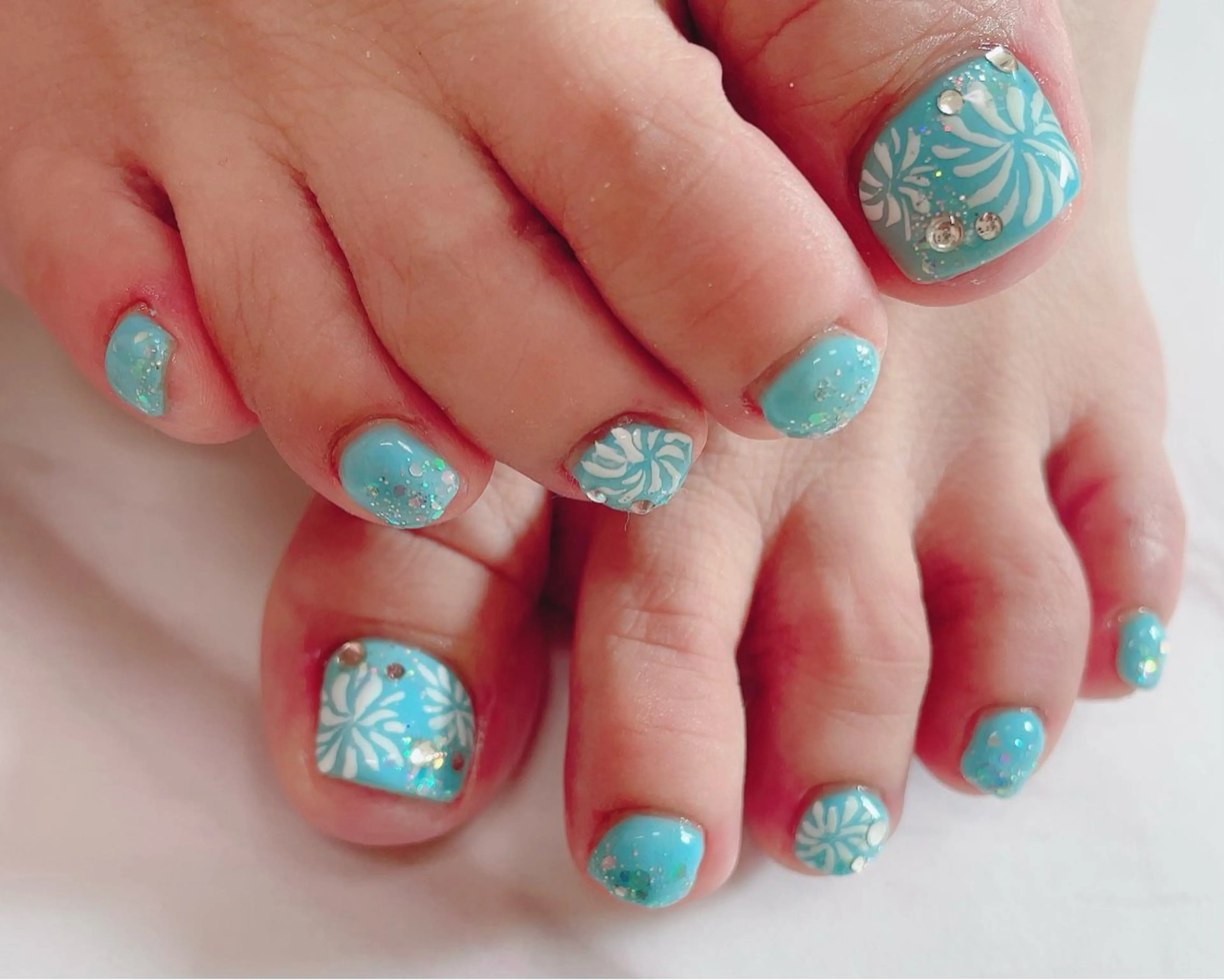 ネイル フットネイル 持ち込み ハンドネイル NailbyN所属・Nail_by N1のネイルデザイン