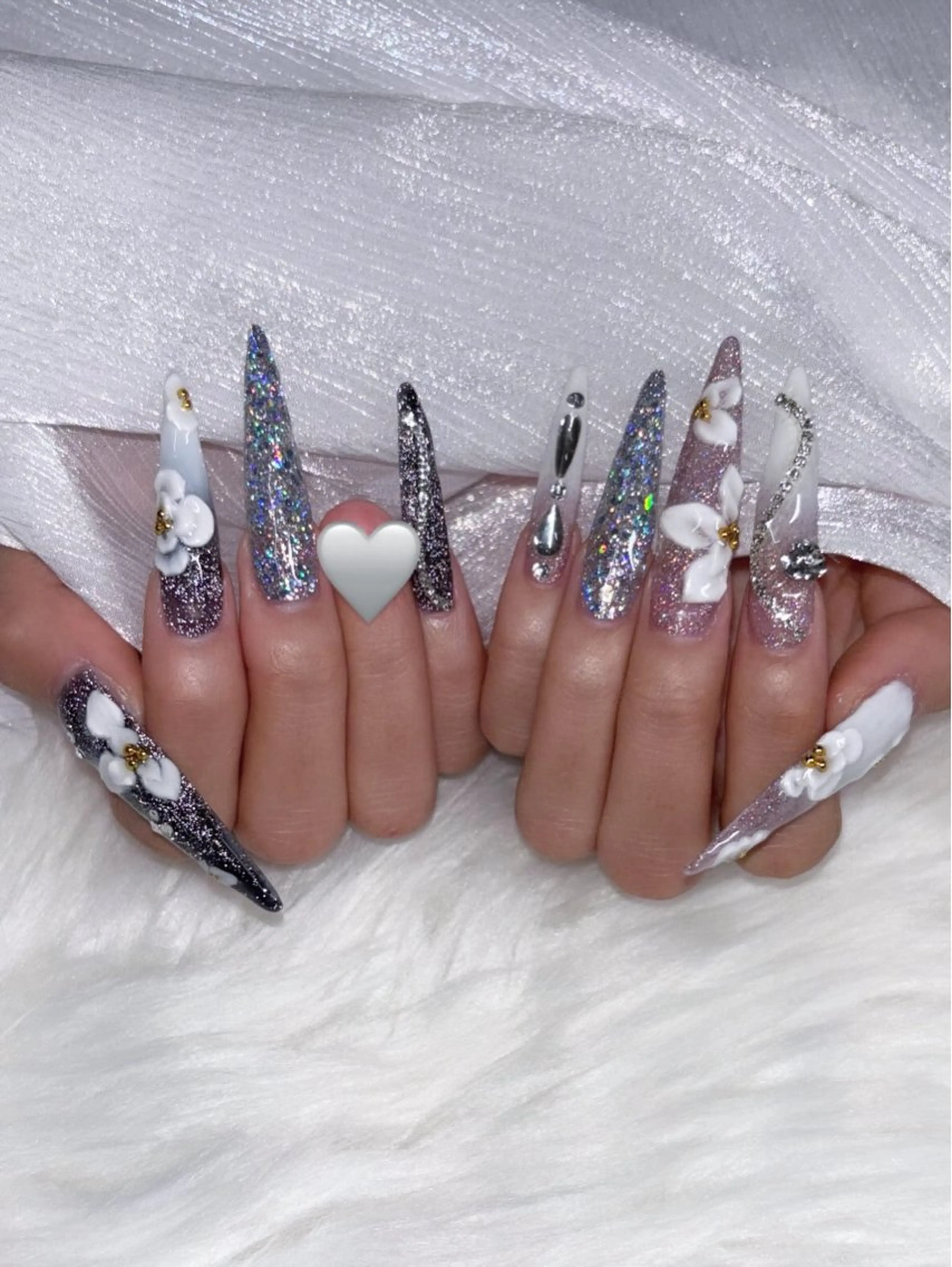 ネイル ハンドネイル フットネイル POLISH サナのネイルデザイン