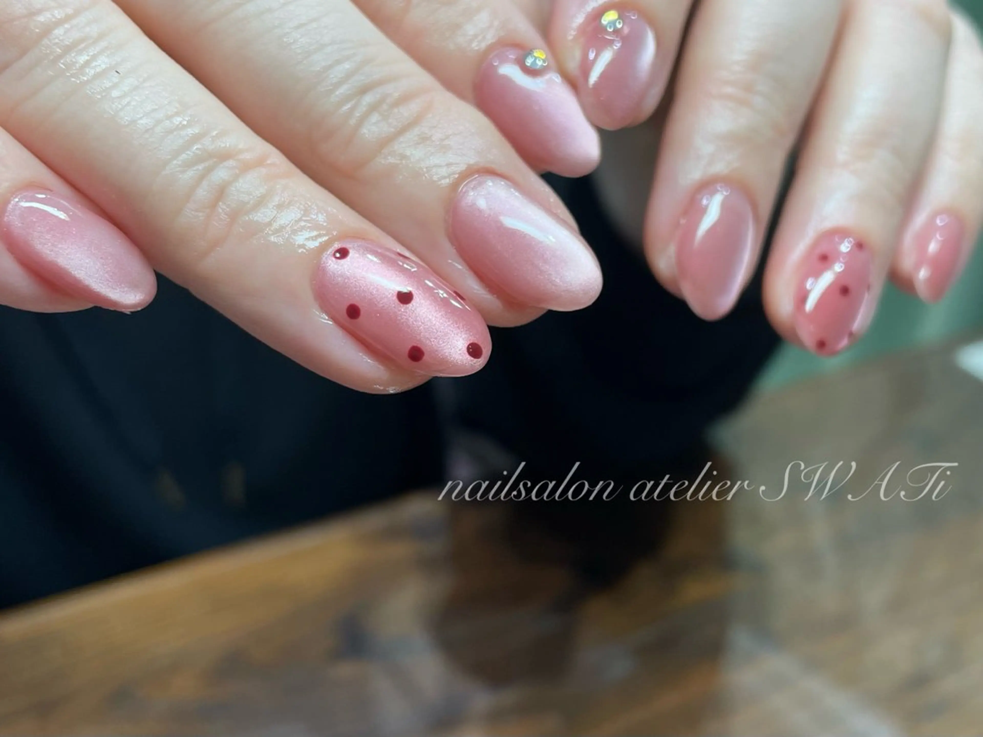 ネイル ハンドネイル nailsalon SWATiのネイルデザイン