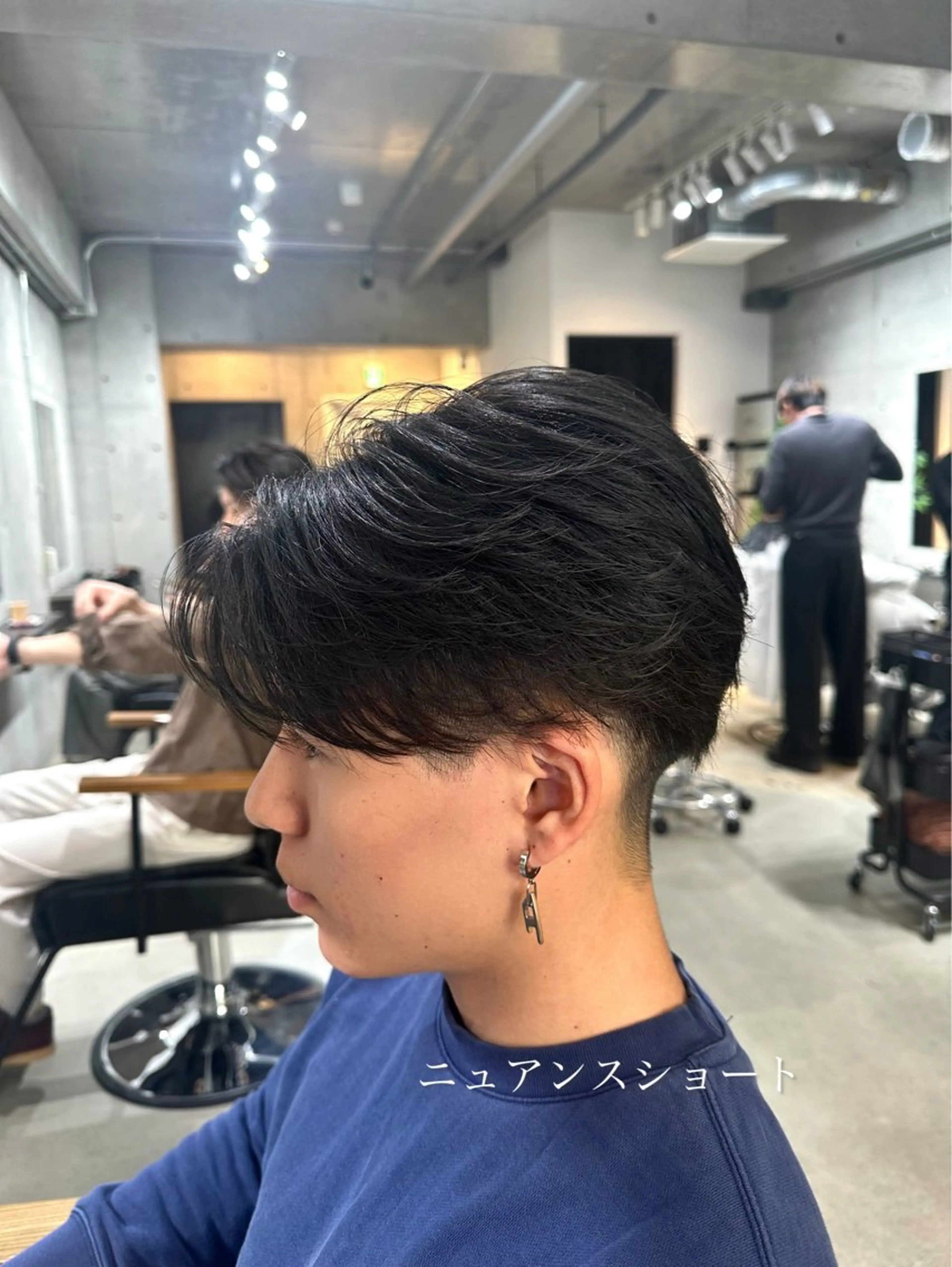 パーマ メンズ センターパート メンズパーマ メンズツイストパーマ ツイストスパイラルパーマ ツーブロック 梅田中崎町メンズ 美容師ユースケのヘアスタイル