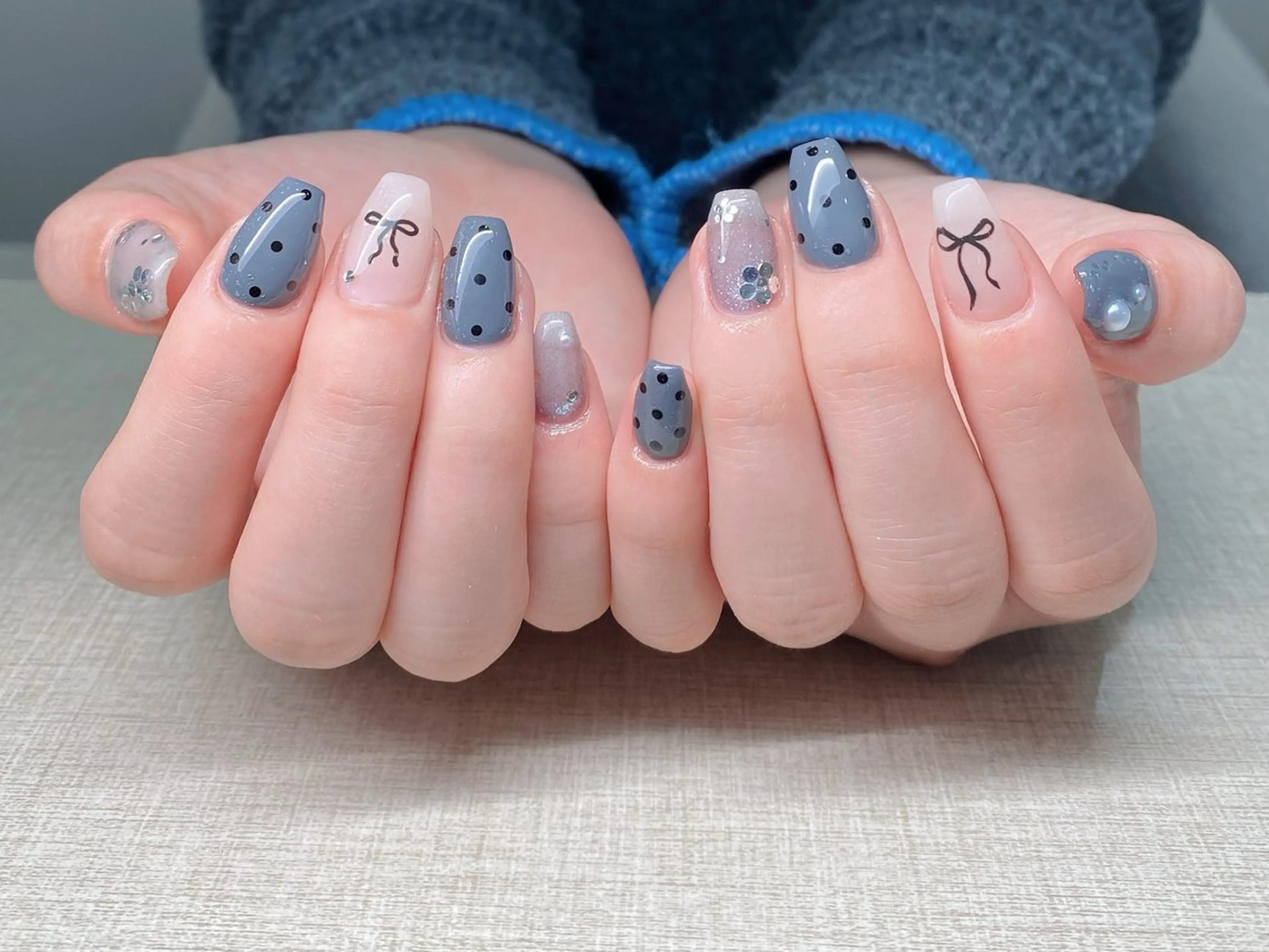 ネイル オーロラネイル ブルー チークネイル フットネイル フレンチネイル ハンドネイル チップ長さ出し 専門店のネイルデザイン