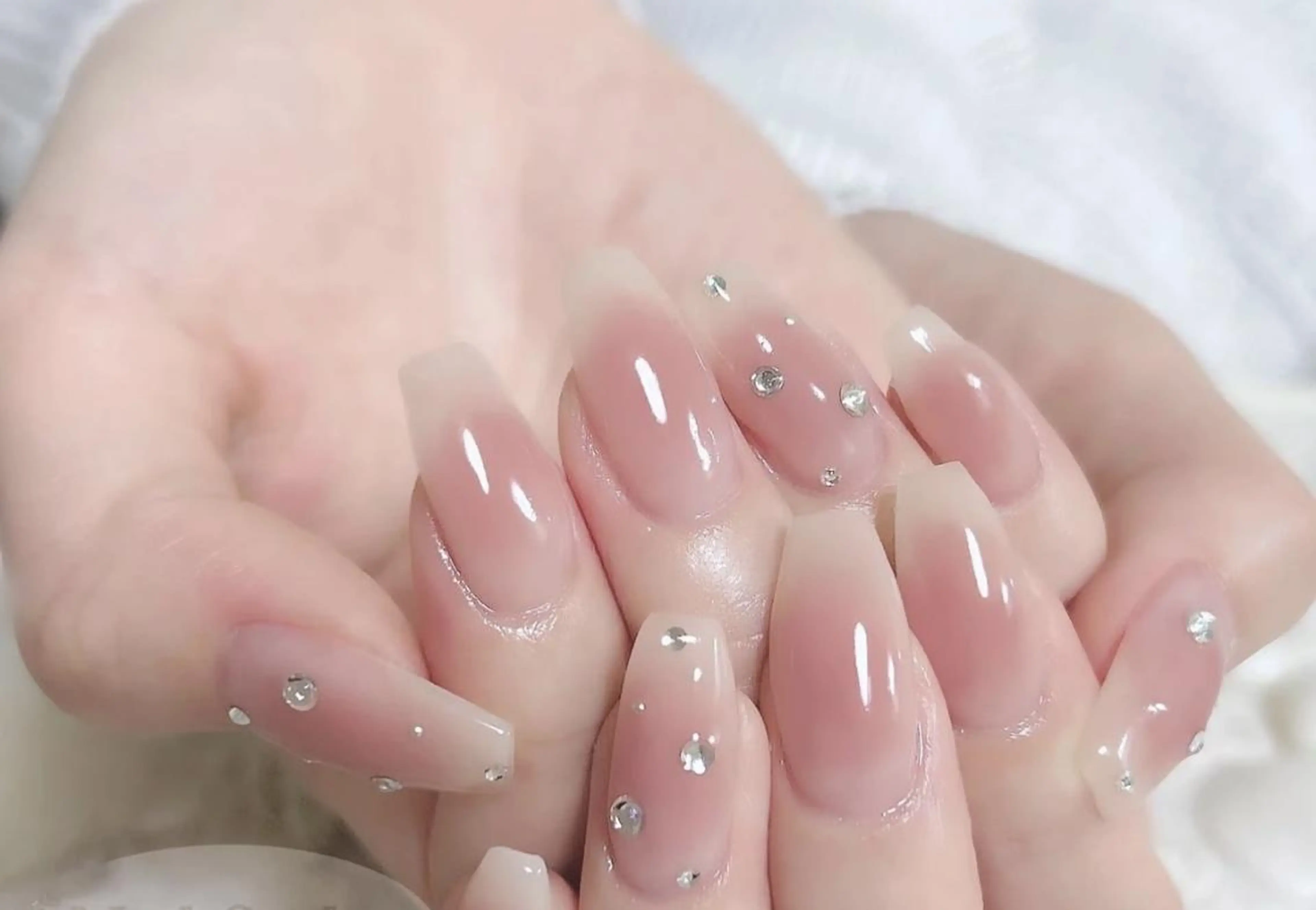 ネイル チークネイル ハンドネイル TABI ANA.CHUOのネイルデザイン