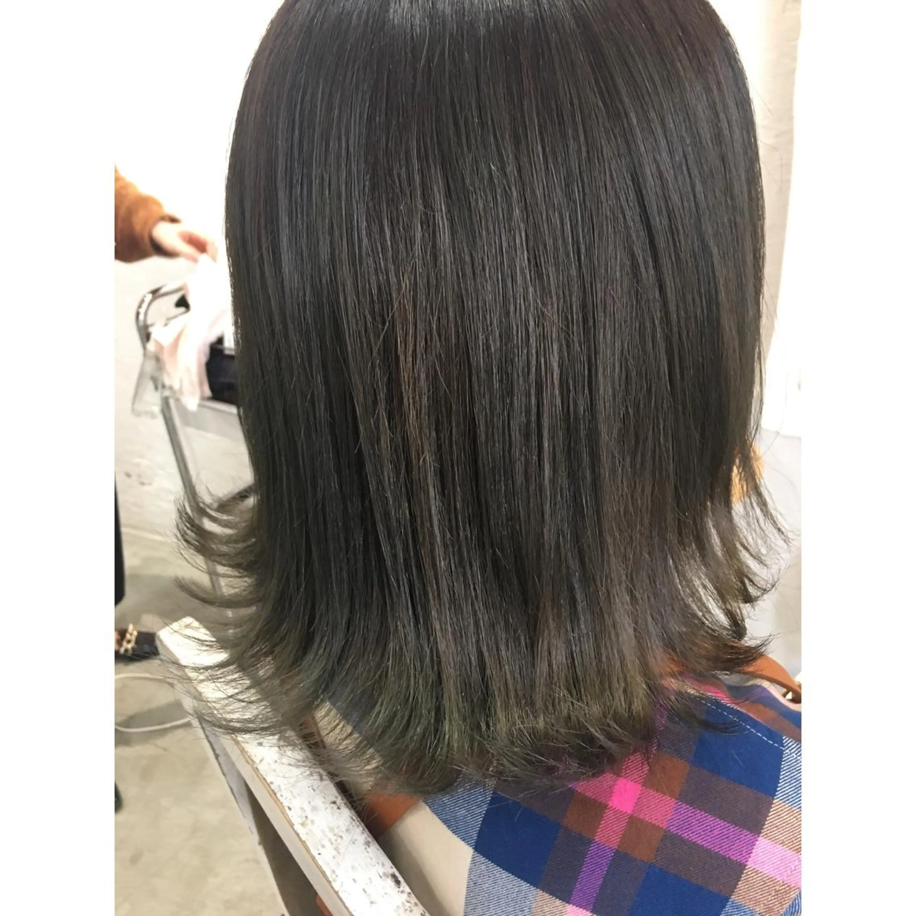 ミディアム カラー ブリーチ ダブルカラー fio マナミのヘアスタイル
