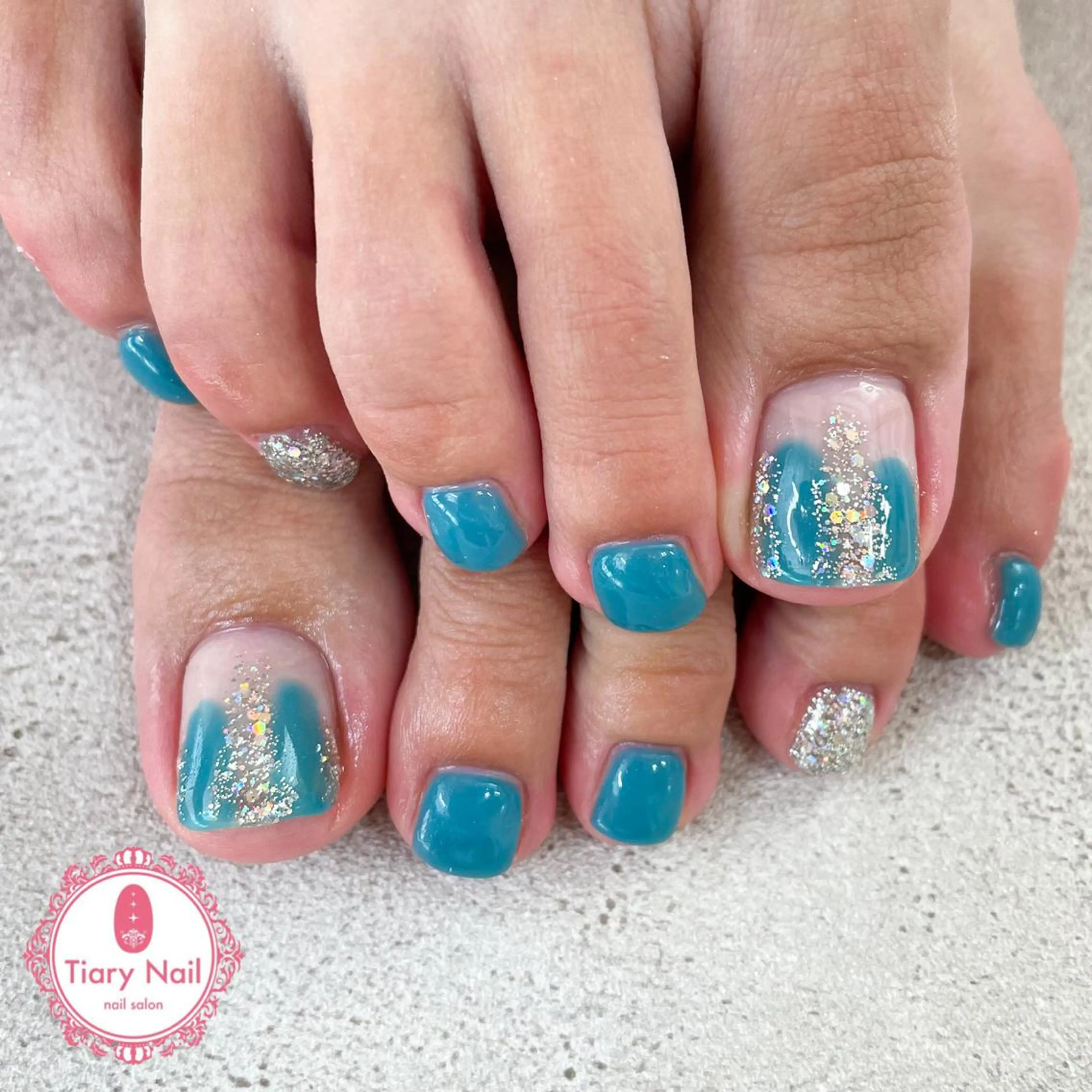 ネイル Tiary Nail Fのネイルデザイン