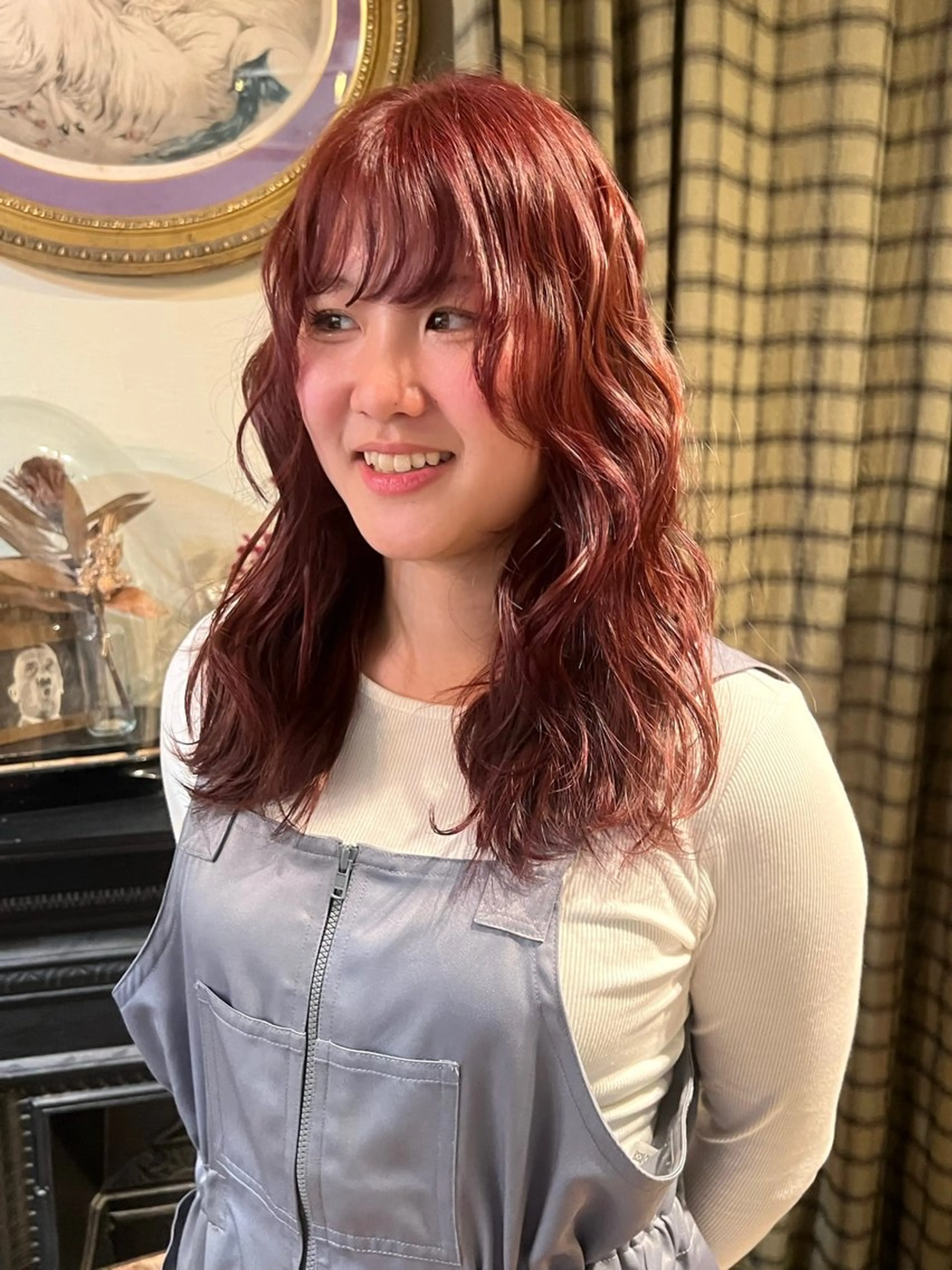 カラー ヘアカラー トリートメント アイブロウ&マツパ カラーモデルまなみの眉毛・アイブロウイメージ