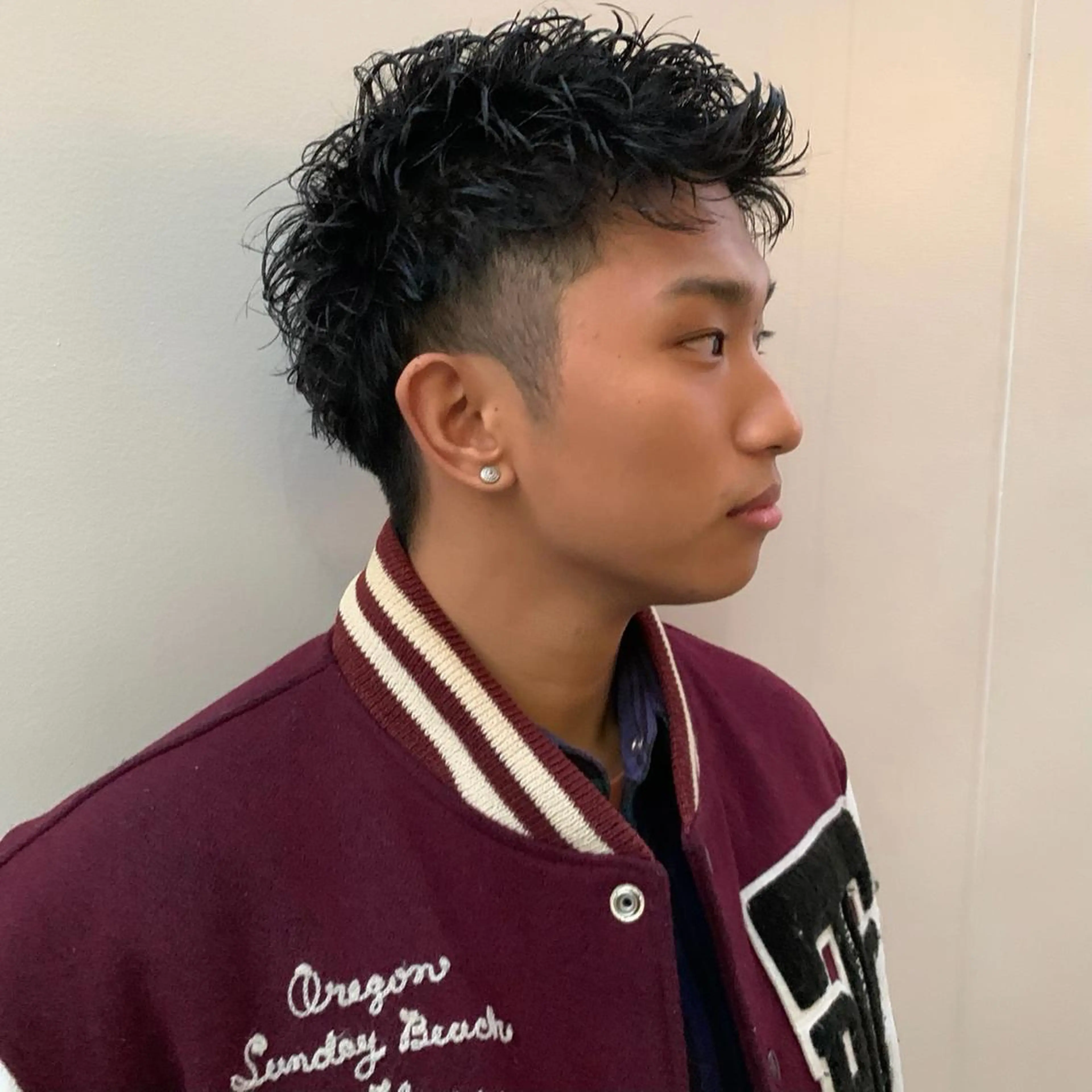 パーマ メンズ メンズハイトーン カルマパーマ メンズ韓国風 マッシュウルフ マッシュ マンツーマン×半個室 まちだきょうすけのヘアスタイル