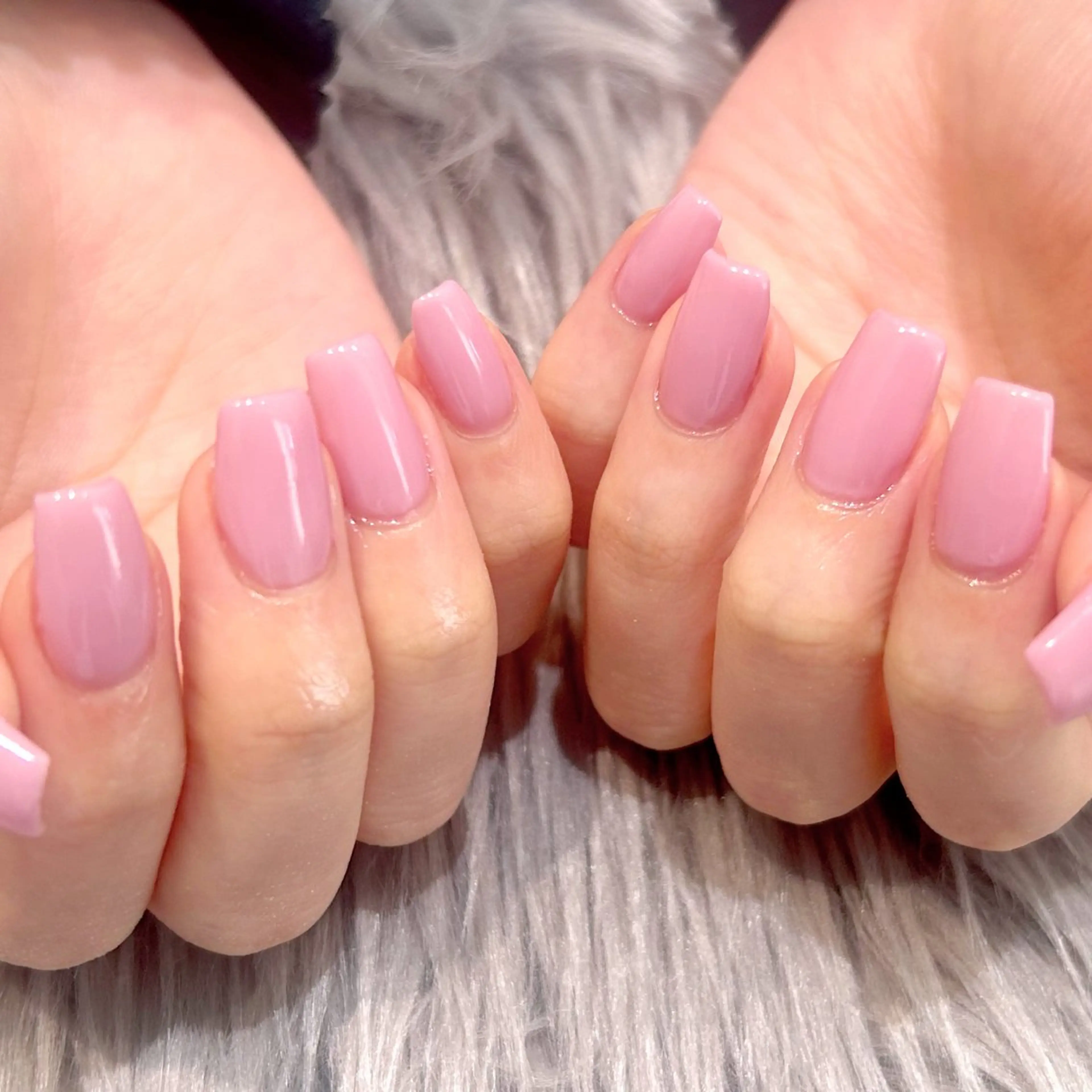 ネイル ピンク 春ネイル ハンドネイル yuzuka 🍀🖤のネイルデザイン