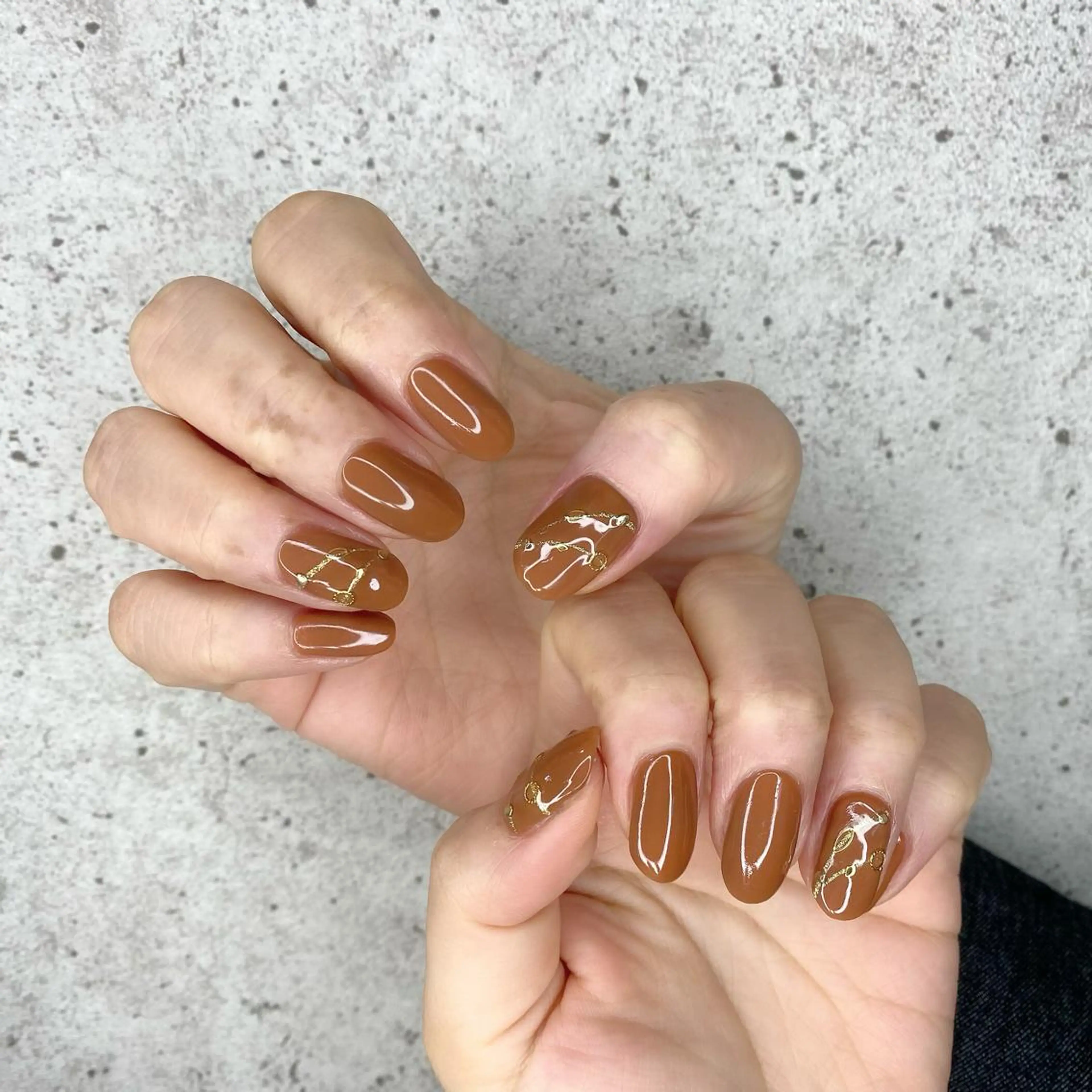 ミディアム カラー パーマ ヘアアレンジ メンズ キッズ ネイル マツエク・マツパ ブラウンカラー カラーマツエク クリスマス アートネイル ブラウン Salon Ｋのネイルデザイン