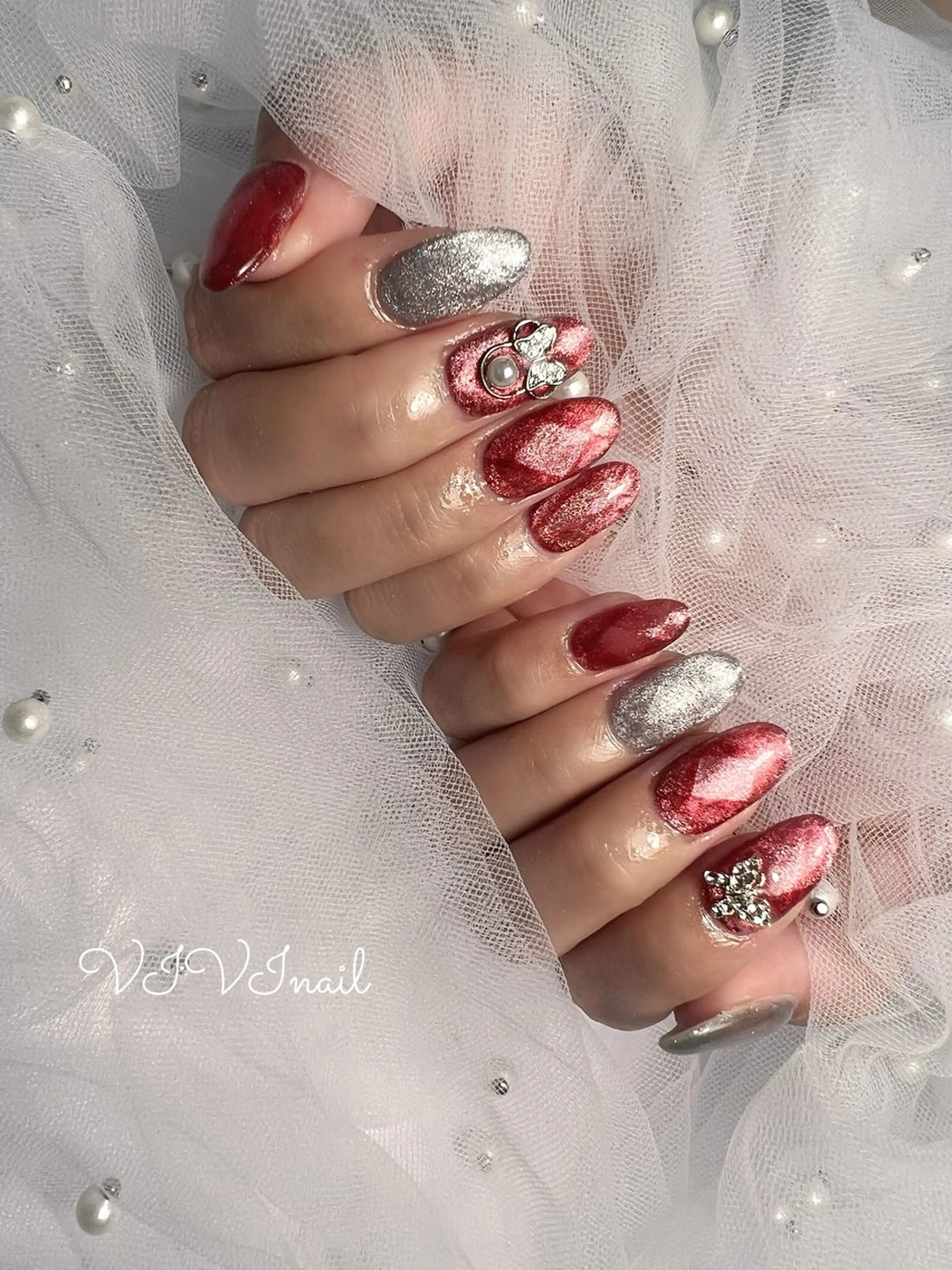 ネイル マグネットネイル ハンドネイル vivi nailのネイルデザイン