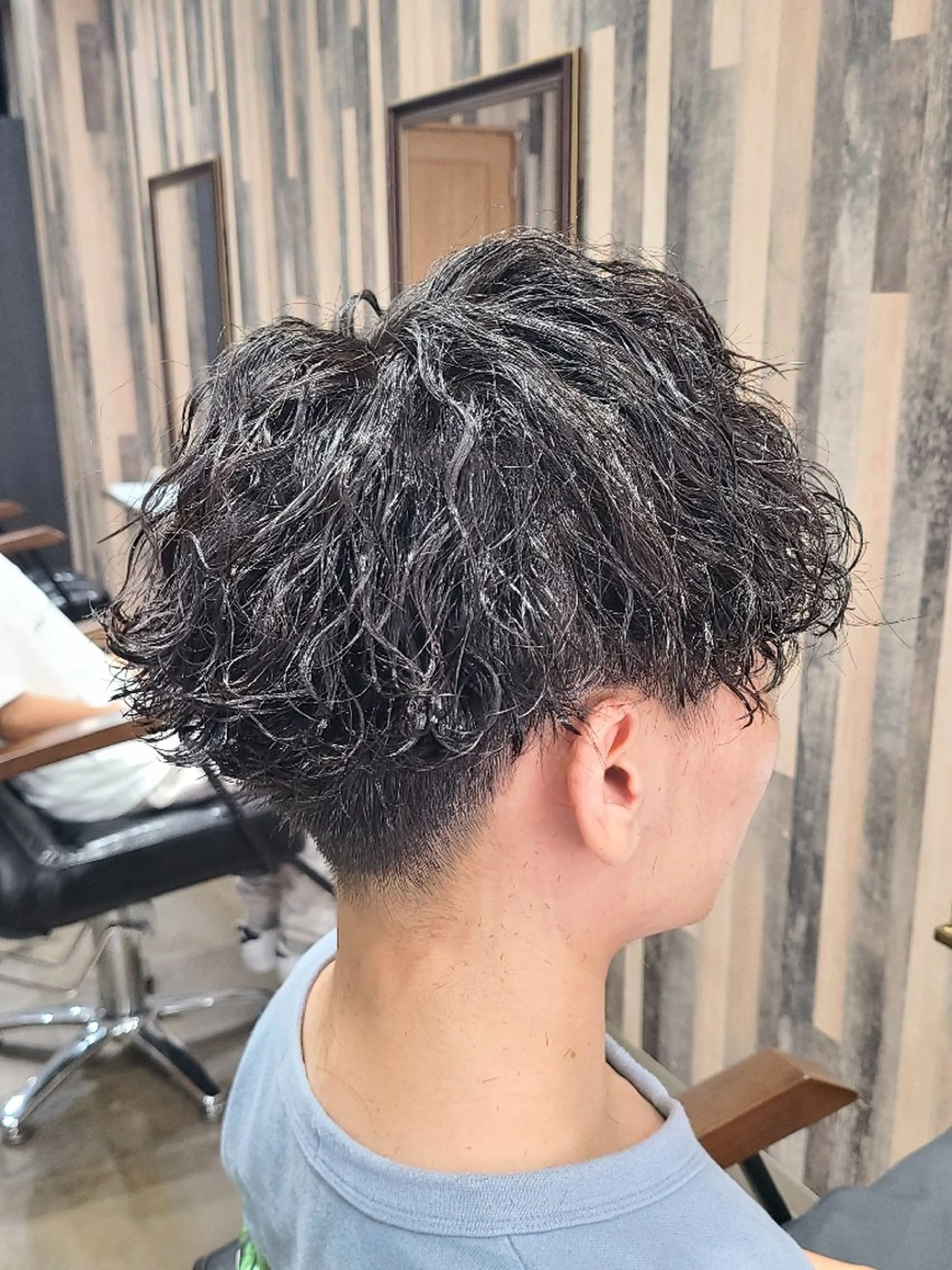 メンズ ミディアム パーマ職人🔥／短髪 執行役員／YUTAのヘアスタイル