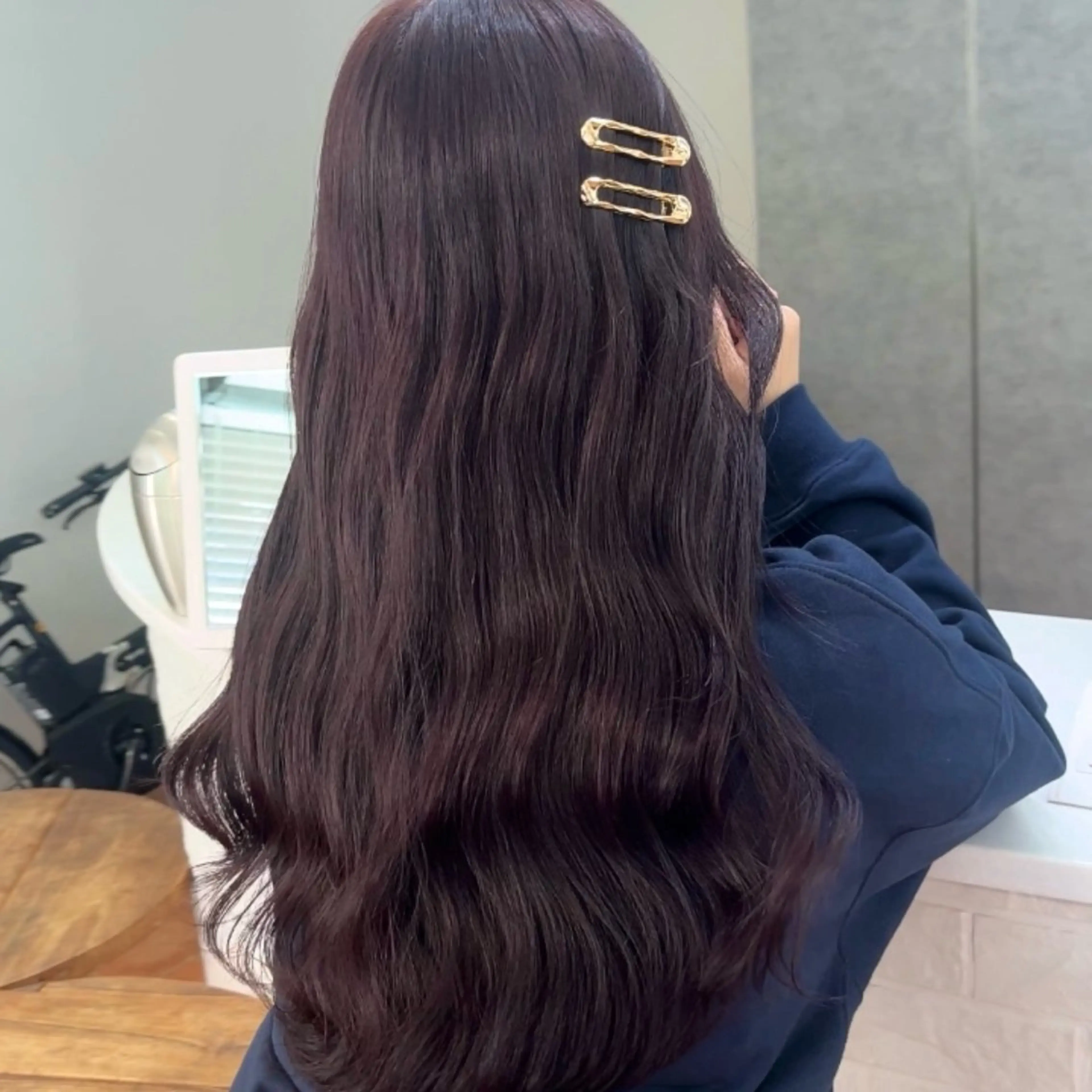 ロング カラー 櫻田 真紀のヘアスタイル