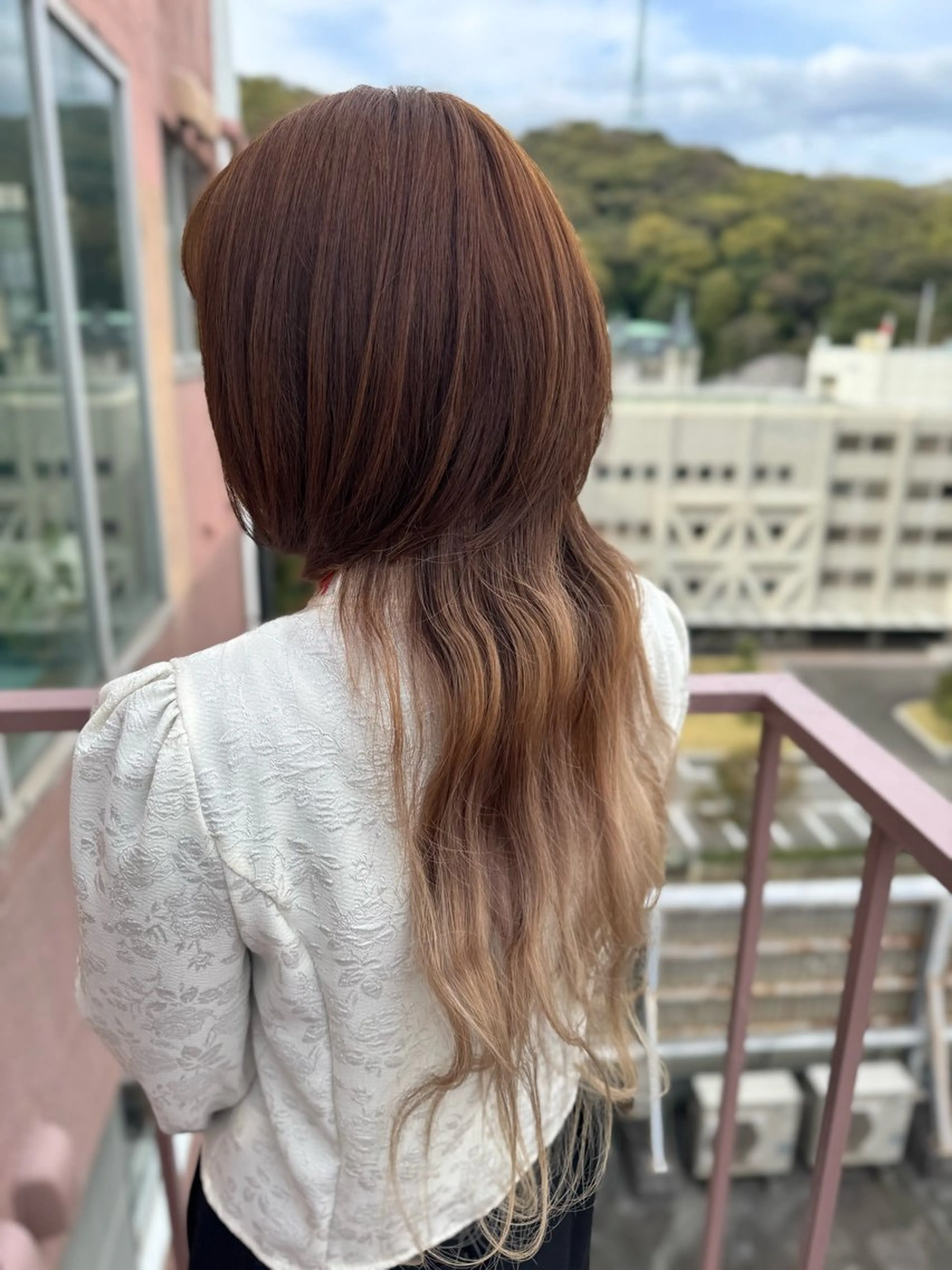 ロング カラー インナーカラー ウルフカット カット ヘアカラー トリートメント Viage （ビアージュ）のヘアスタイル