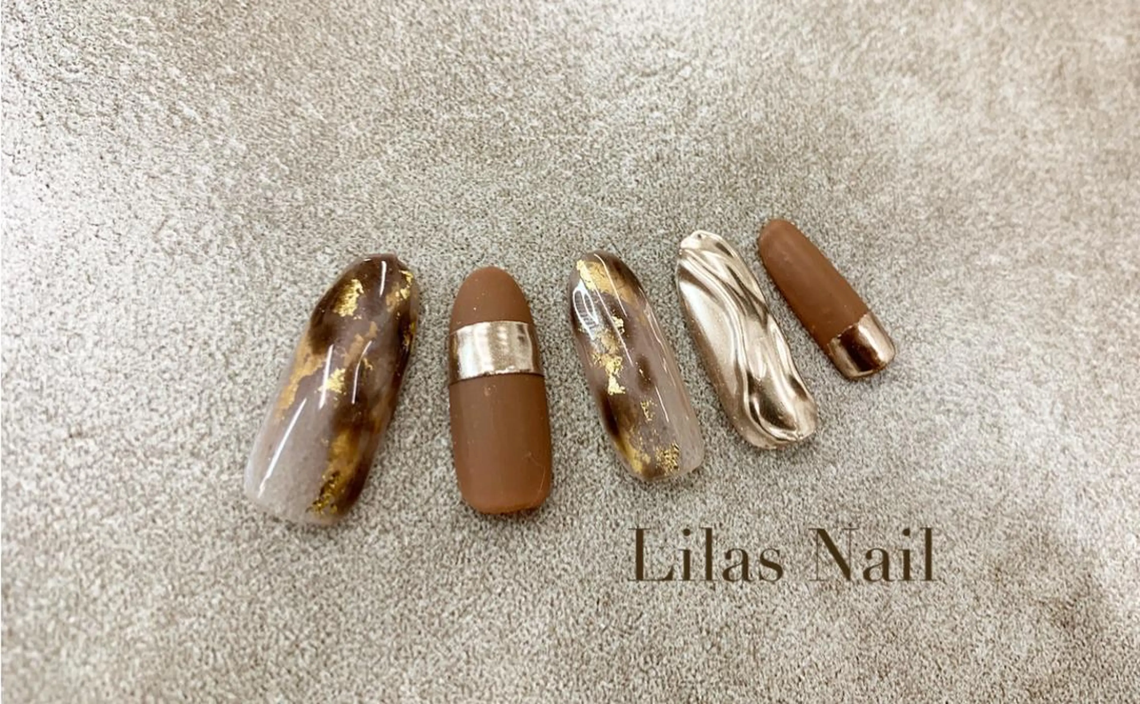 ネイル アニマル柄 ジェルネイル ハードジェル ロングネイル ミラーネイル Lilas Nailのネイルデザイン