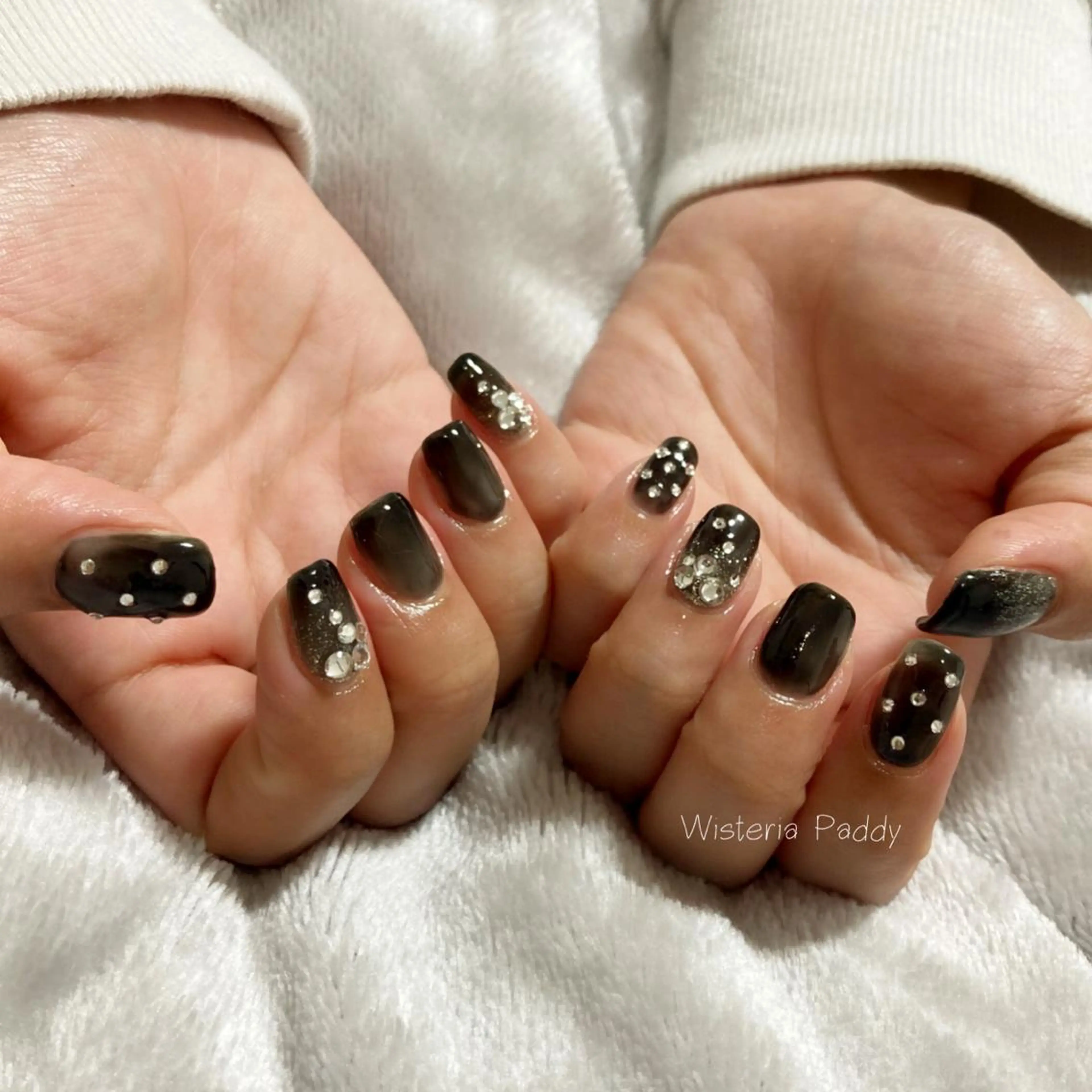 ネイル Wisteria Paddyのネイルデザイン