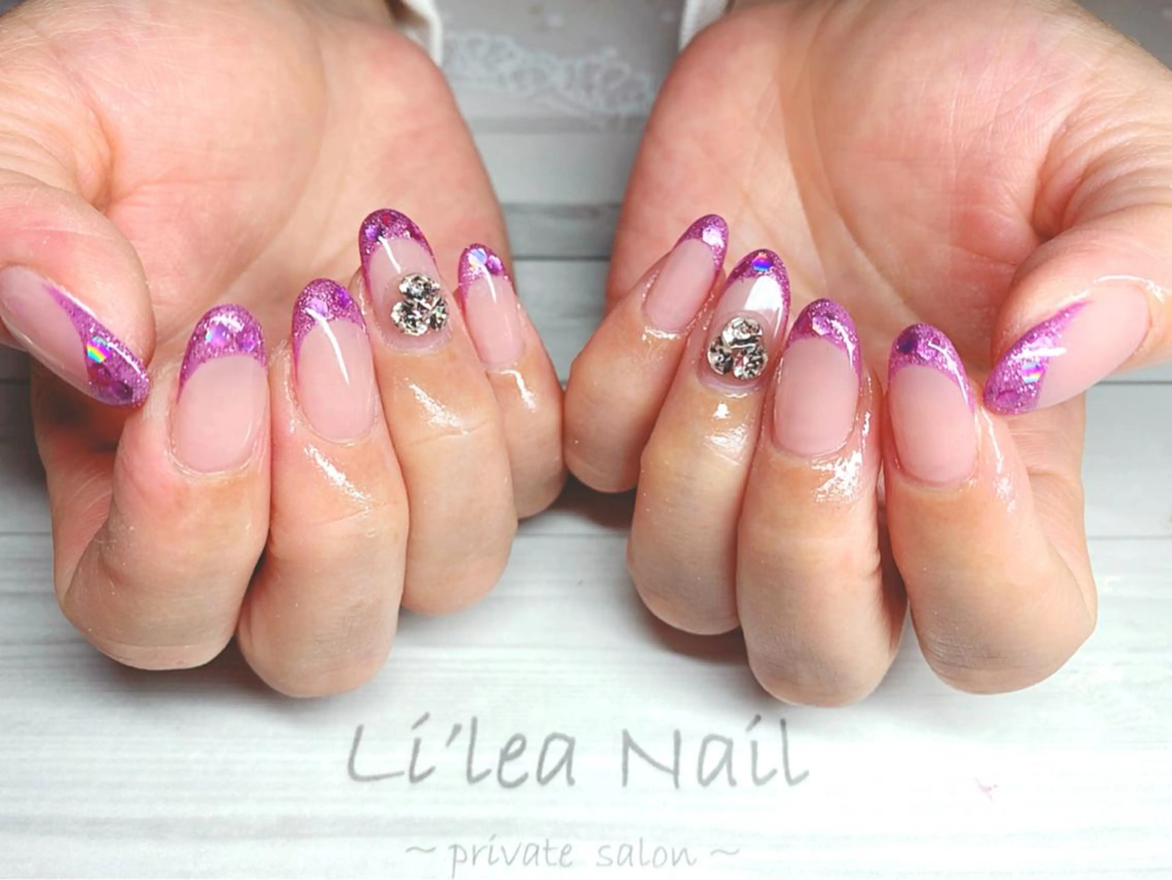 ネイル Li'leaNail AINAのネイルデザイン