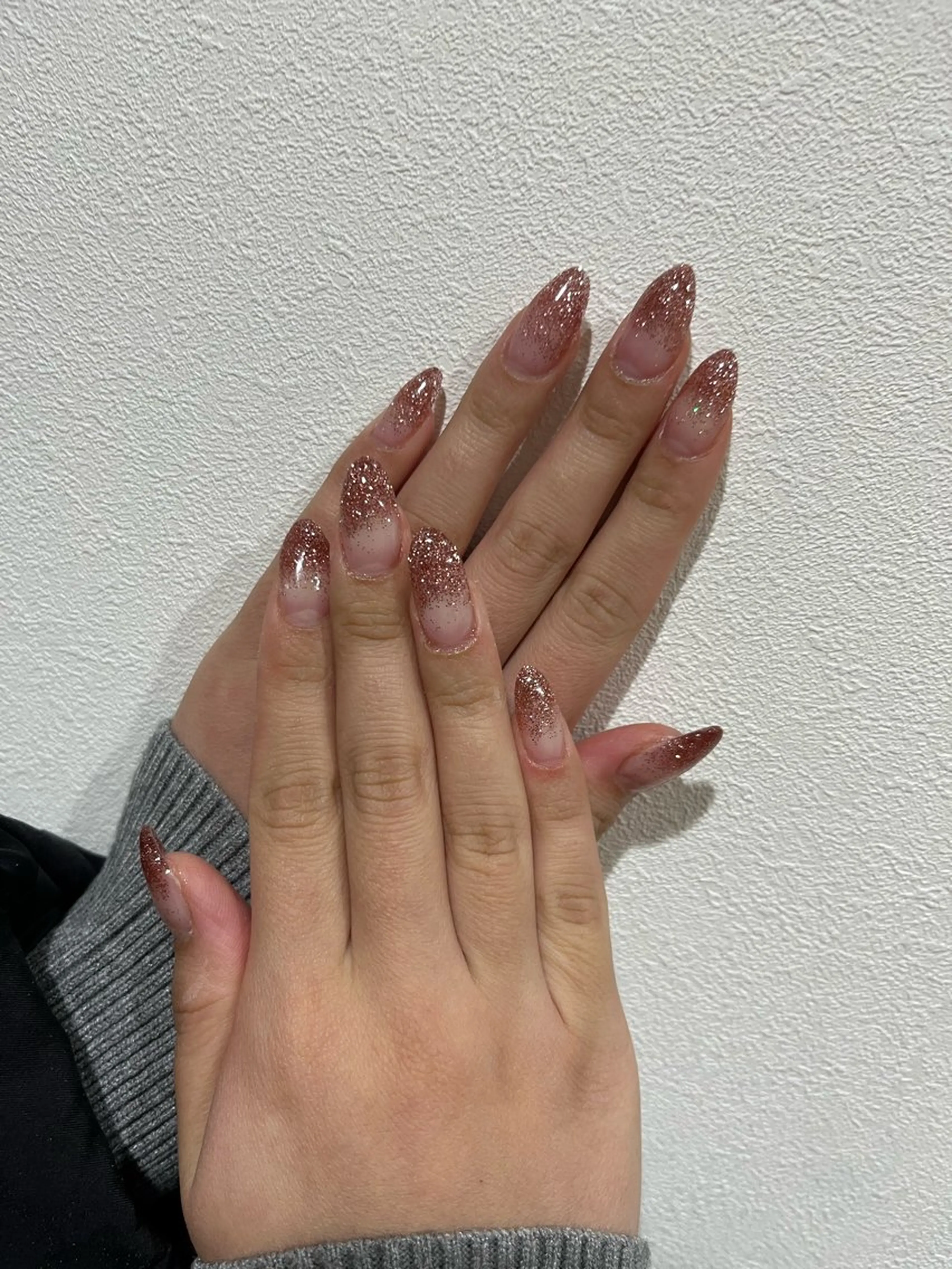 ネイル ラメ(グリッター) ラメグラデーション スカルプネイル 佐藤 七海のネイルデザイン