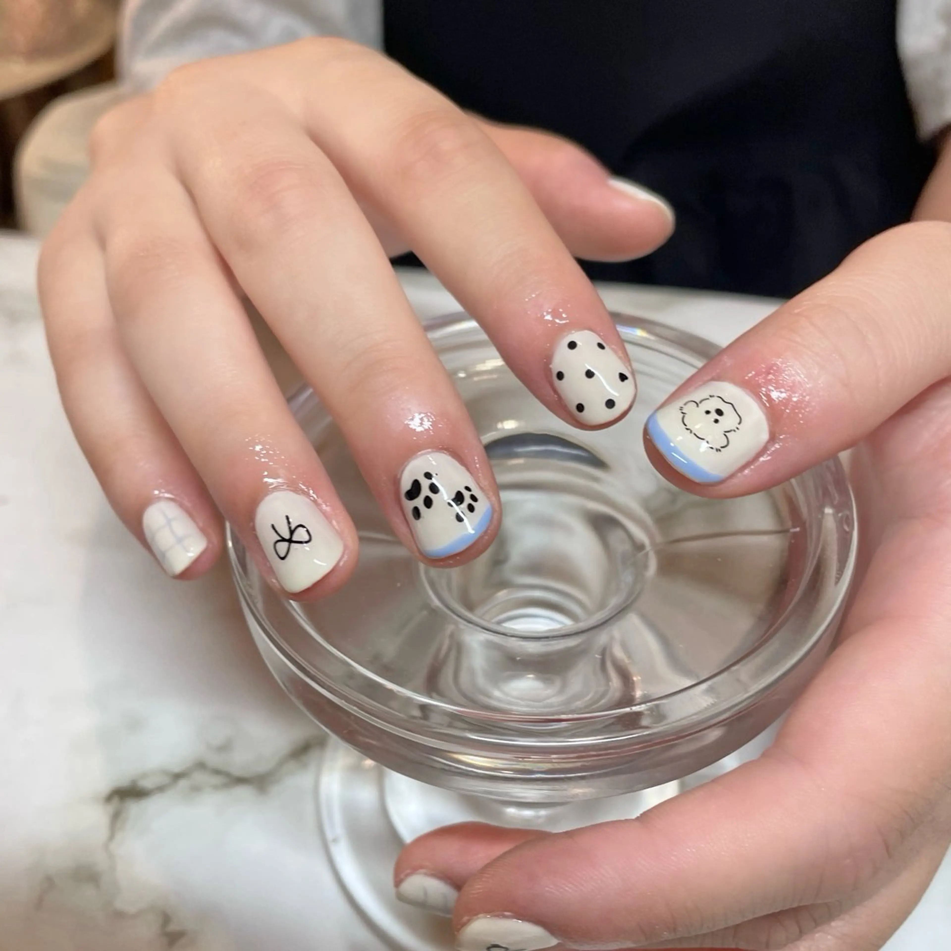 ネイル ショートネイル ハンドネイル Liebe あいりのネイルデザイン