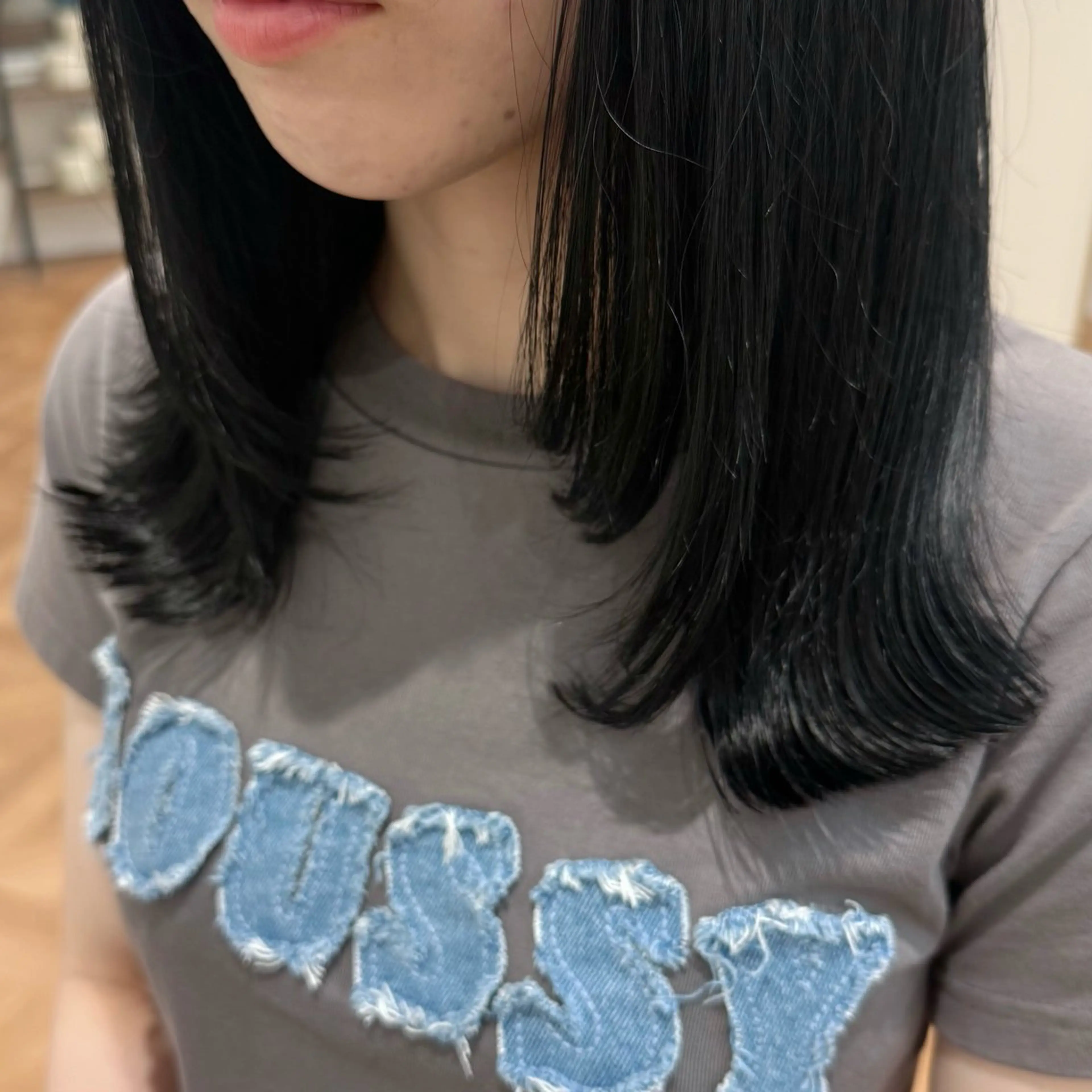 ミディアム カラー ヘアアレンジ キヨミ 韓国レイヤーカットのヘアスタイル