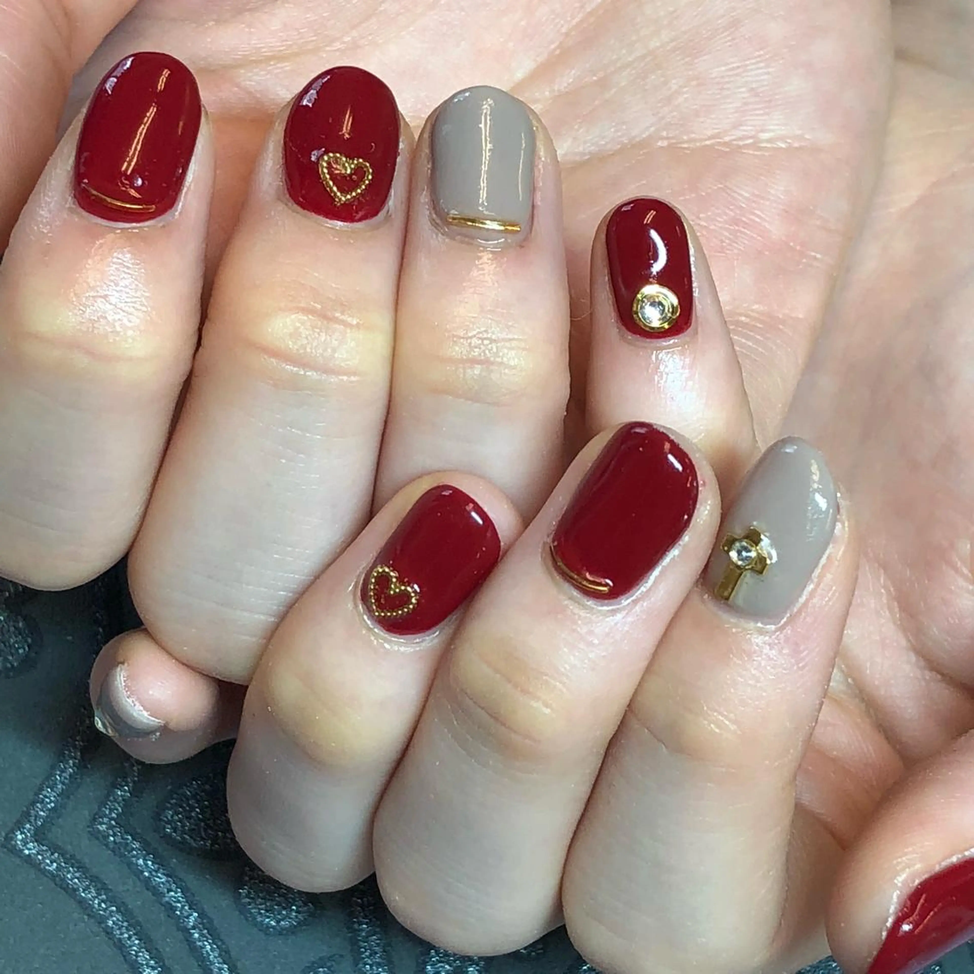 ネイル ストーンネイル KIREIE NAILSのネイルデザイン