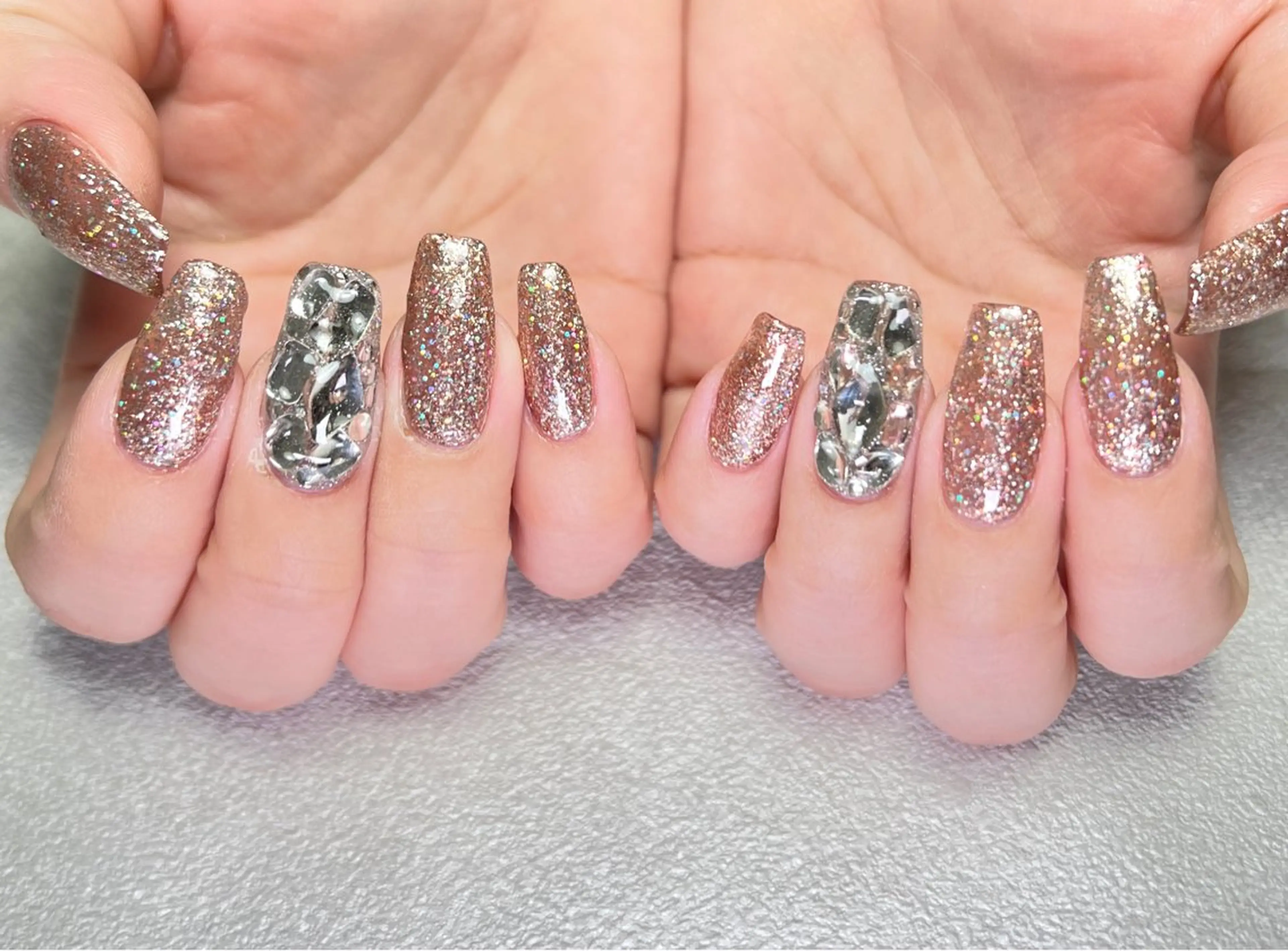 ネイル ネイリスト ハンのネイルデザイン