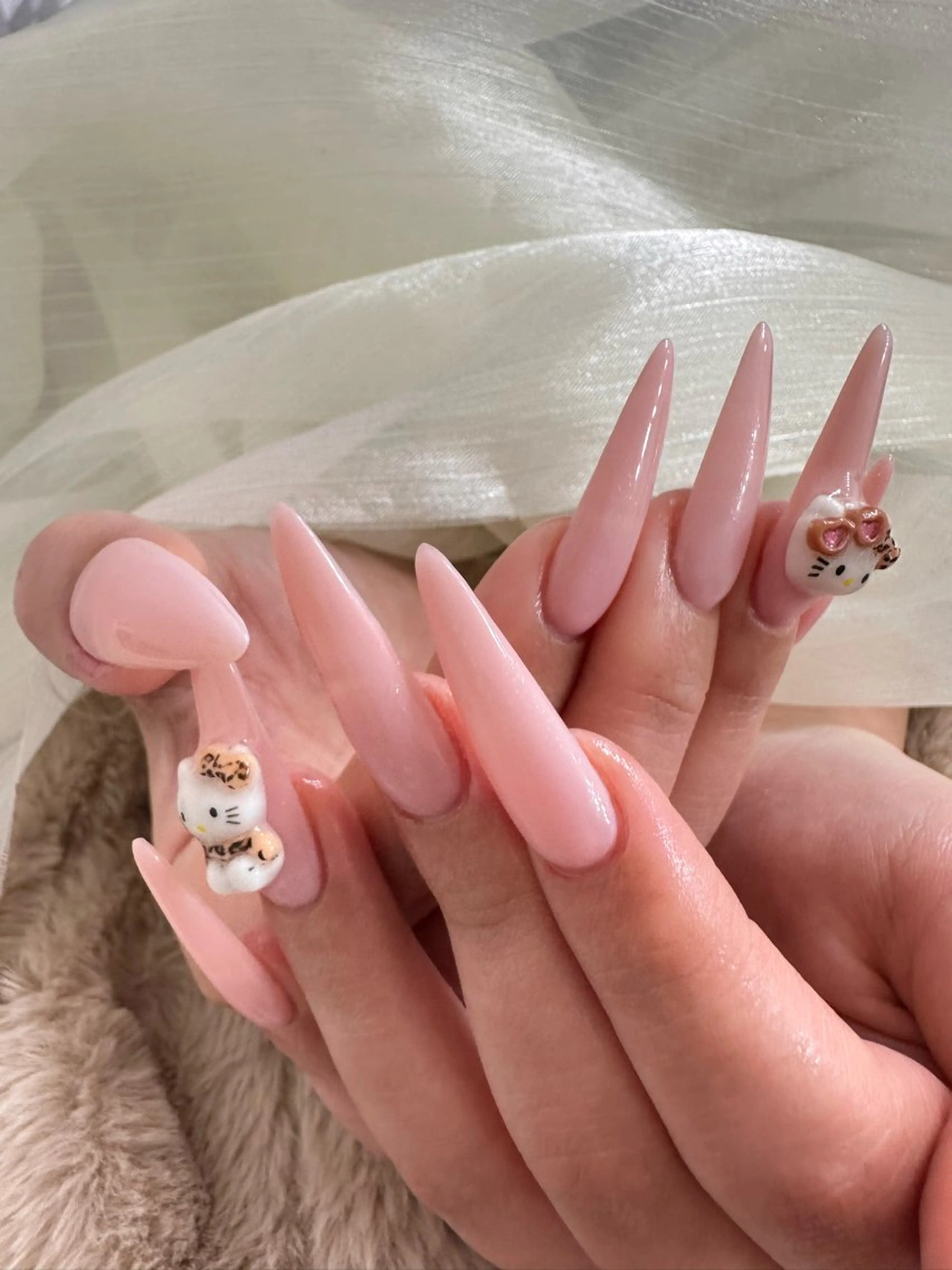 ネイル ハンドネイル モリ ナツミのネイルデザイン