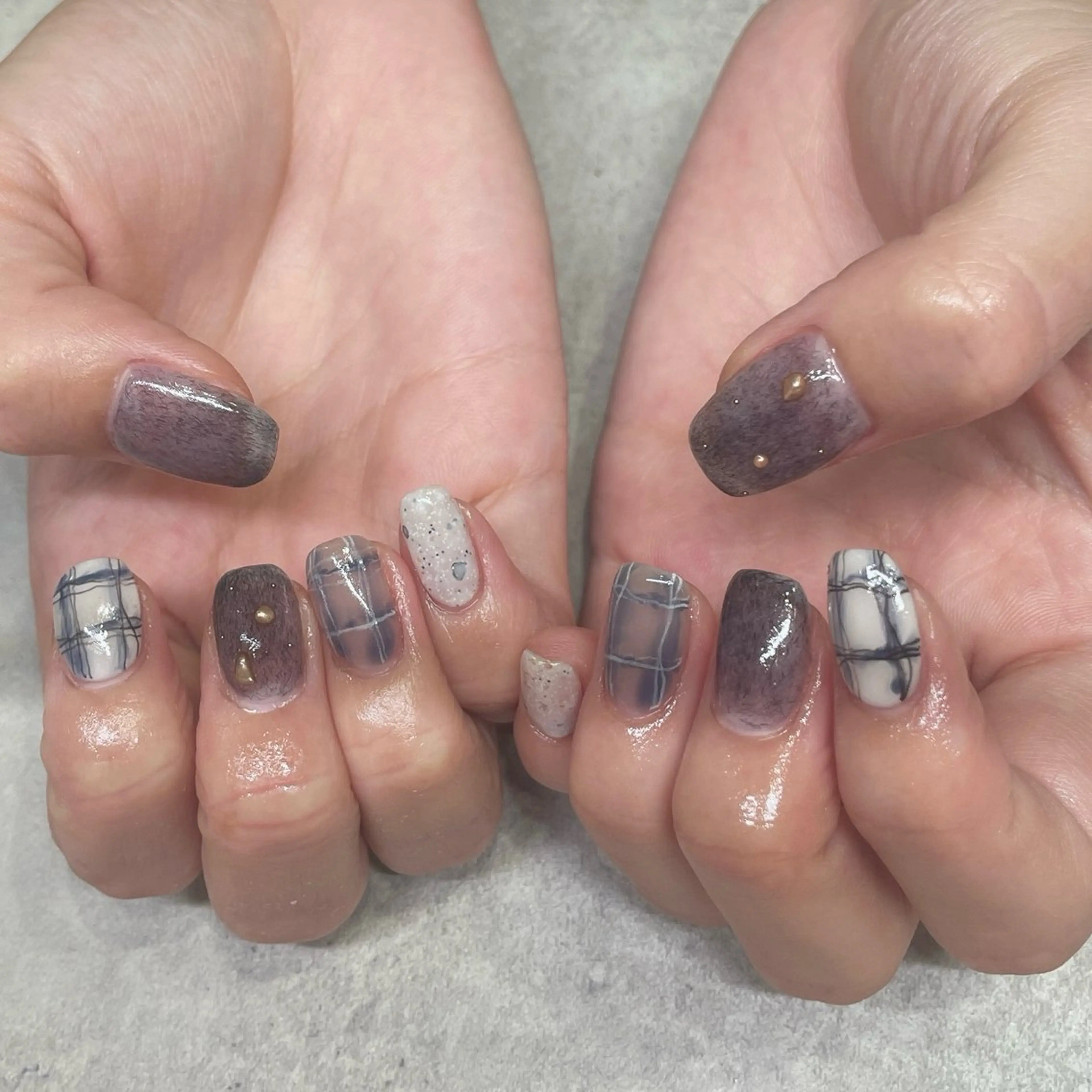 ネイル アートネイル 長さ出し ハンドネイル A85G ayakoのネイルデザイン