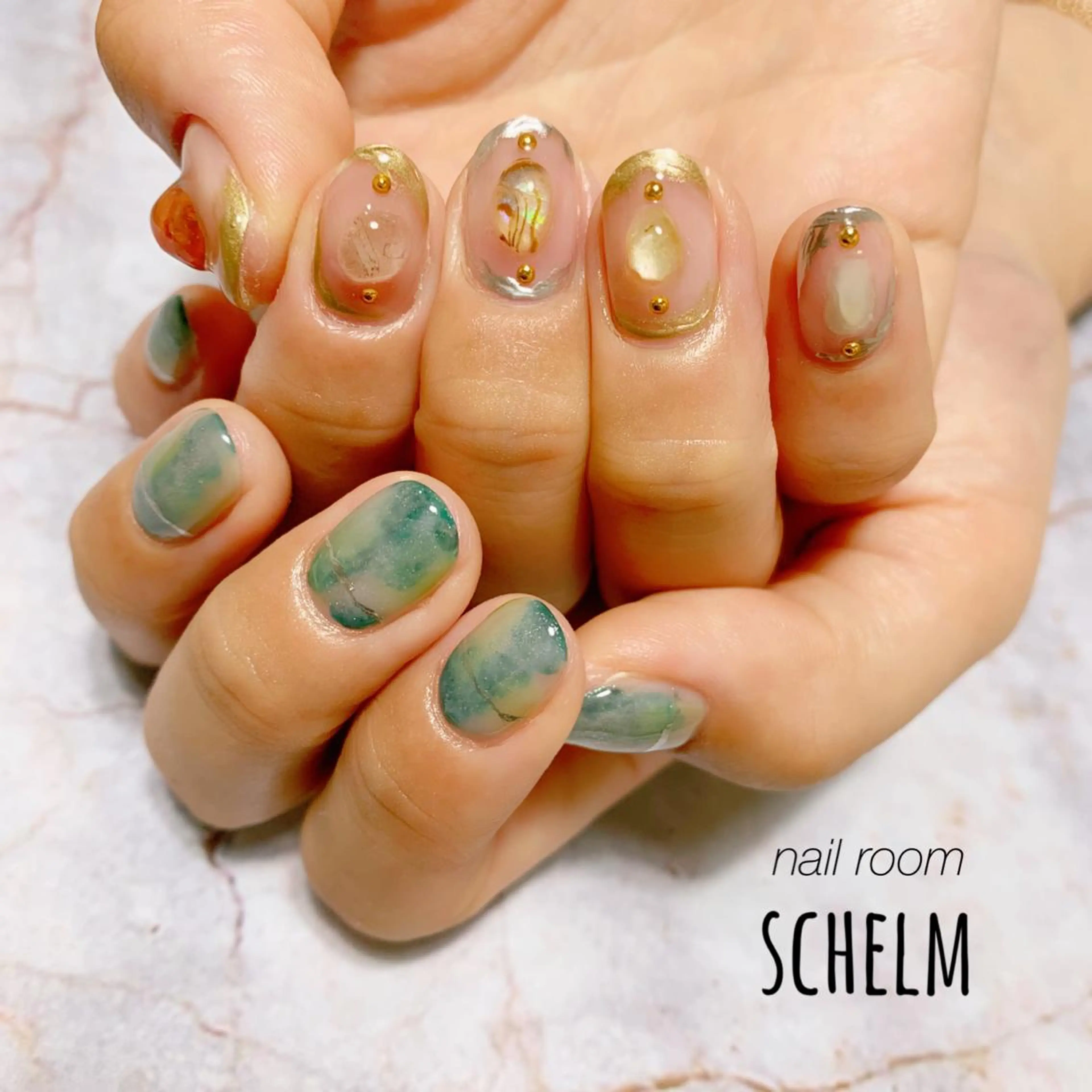 ネイル ハンドネイル nail room シュレムのネイルデザイン