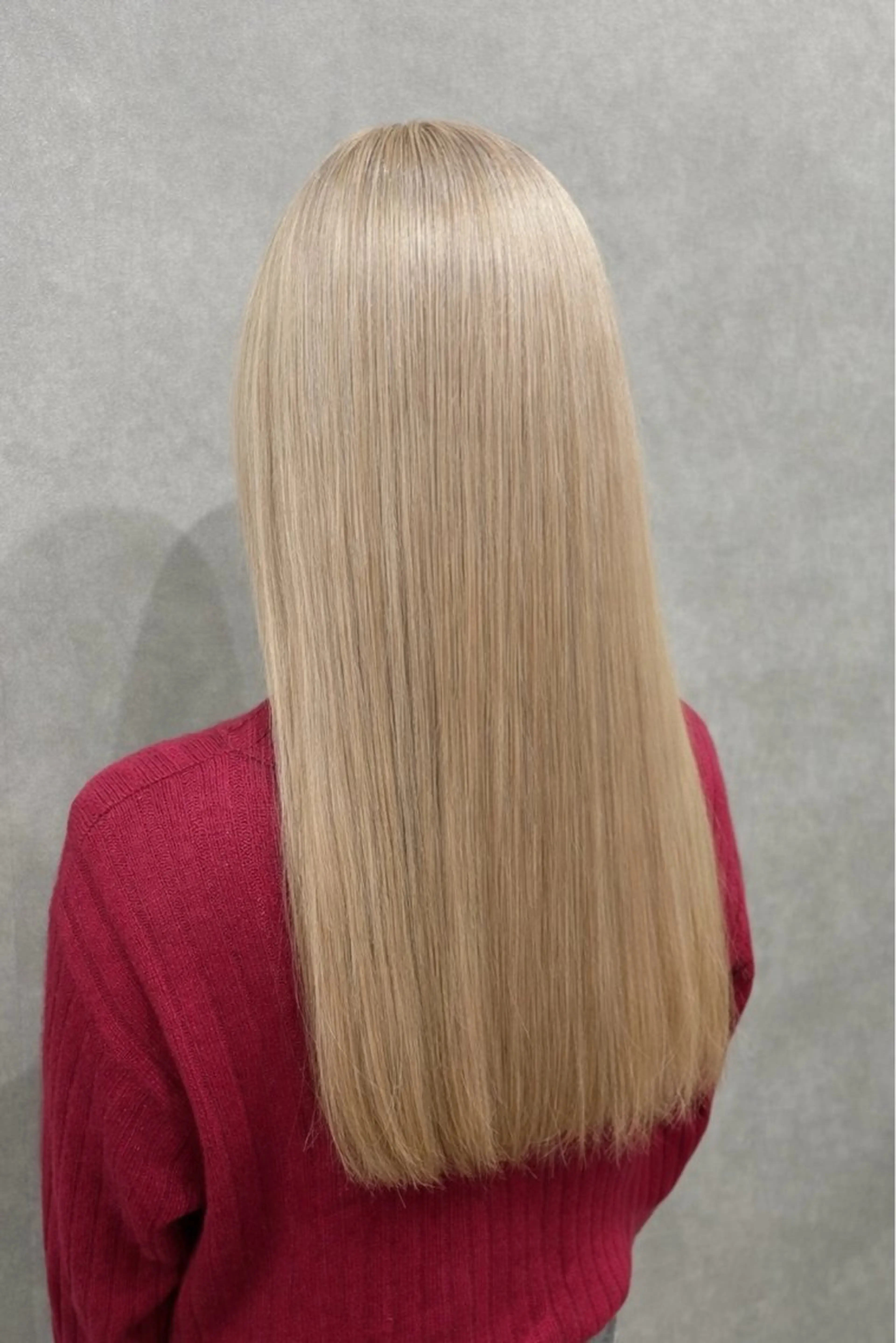 ロング カラー 透明感カラー ハイトーンカラー ヘアカラー トリートメント ミルクティー職人× HIROSEのヘアスタイル