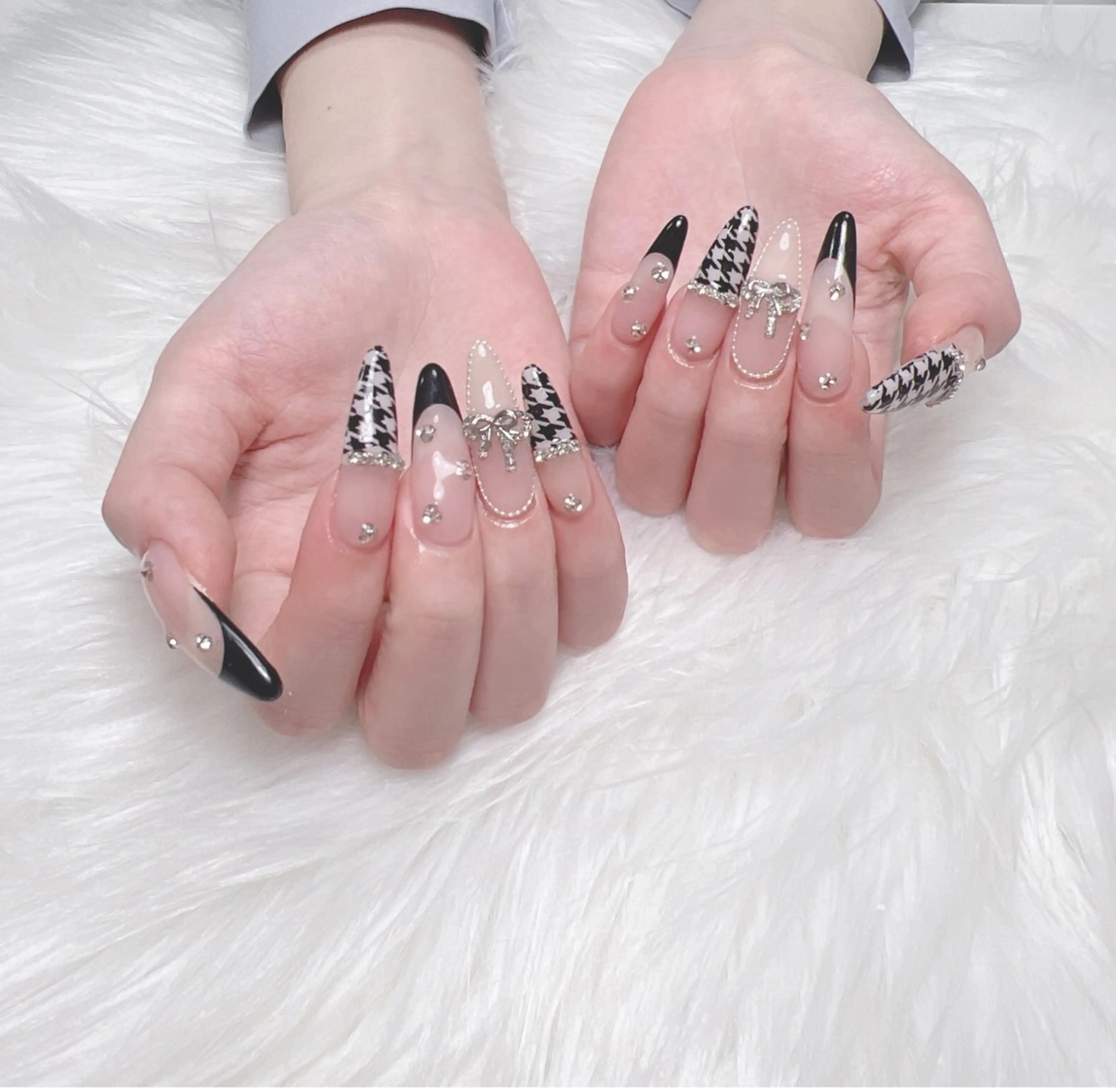 ネイル ハンドネイル uu ネイルサロン関内🌼のネイルデザイン