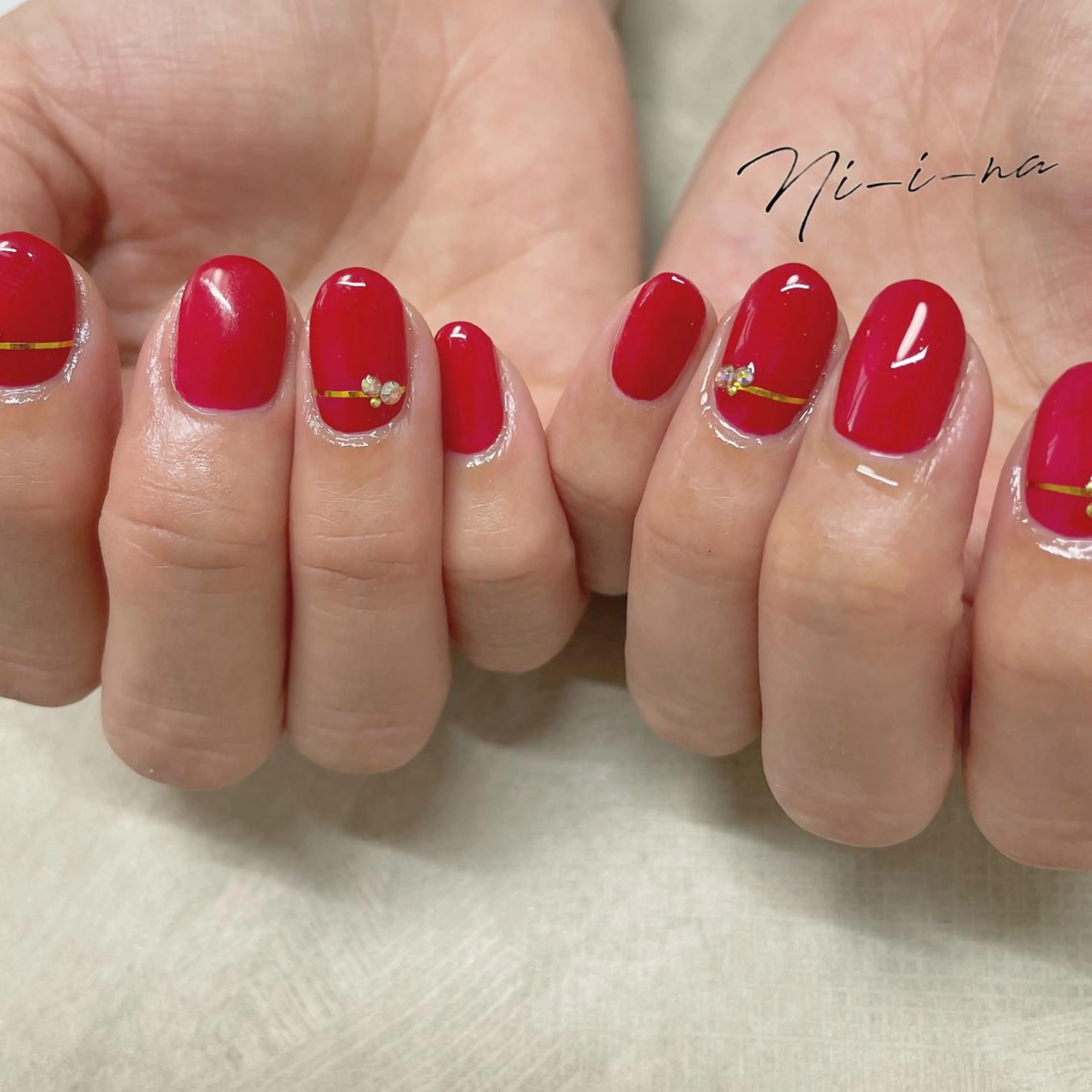 ネイル シンプルネイル nail salon Ni-i-naのネイルデザイン