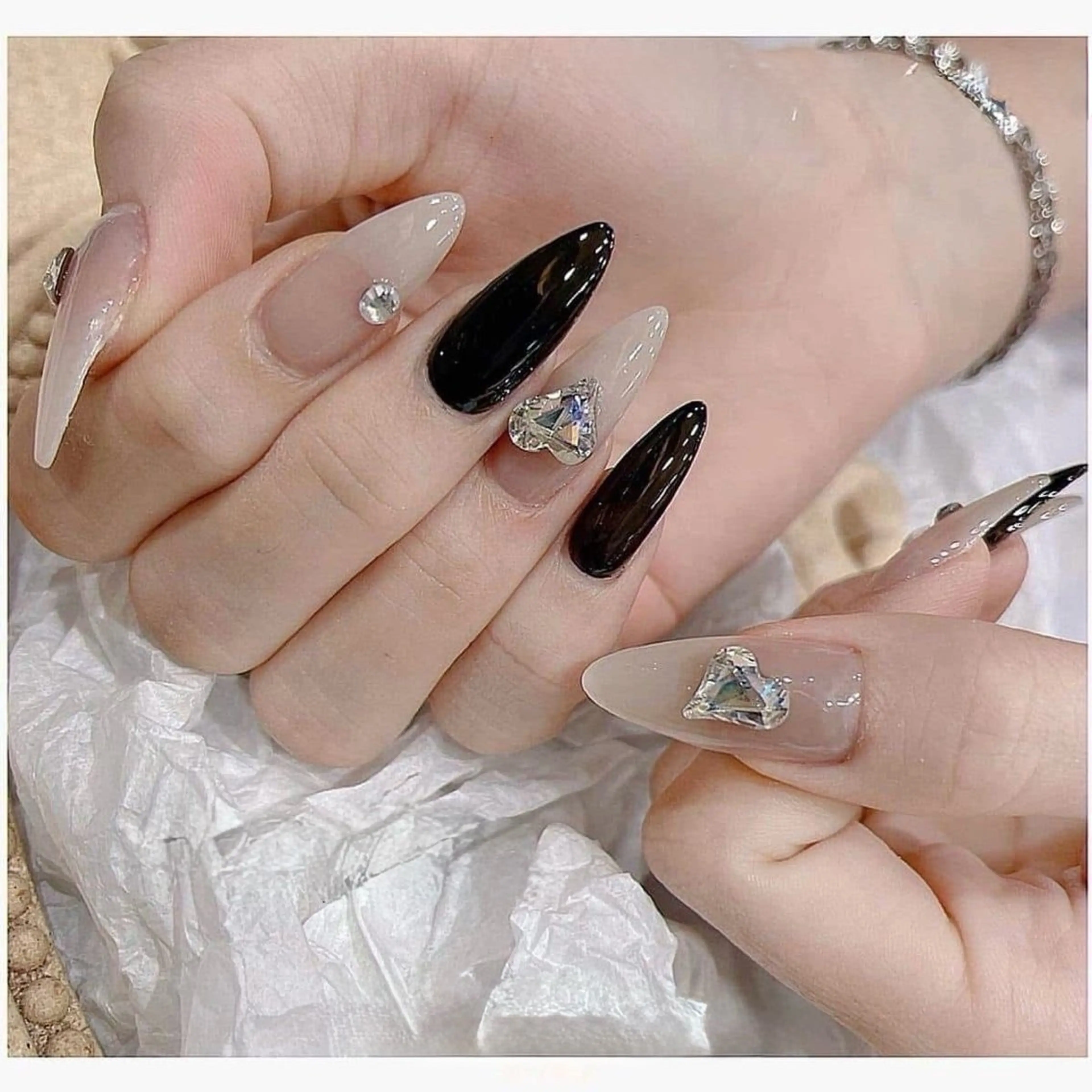 ネイル アートネイル オーロラネイル ブルー チークネイル フットネイル NICY NAIL 池袋のネイルデザイン
