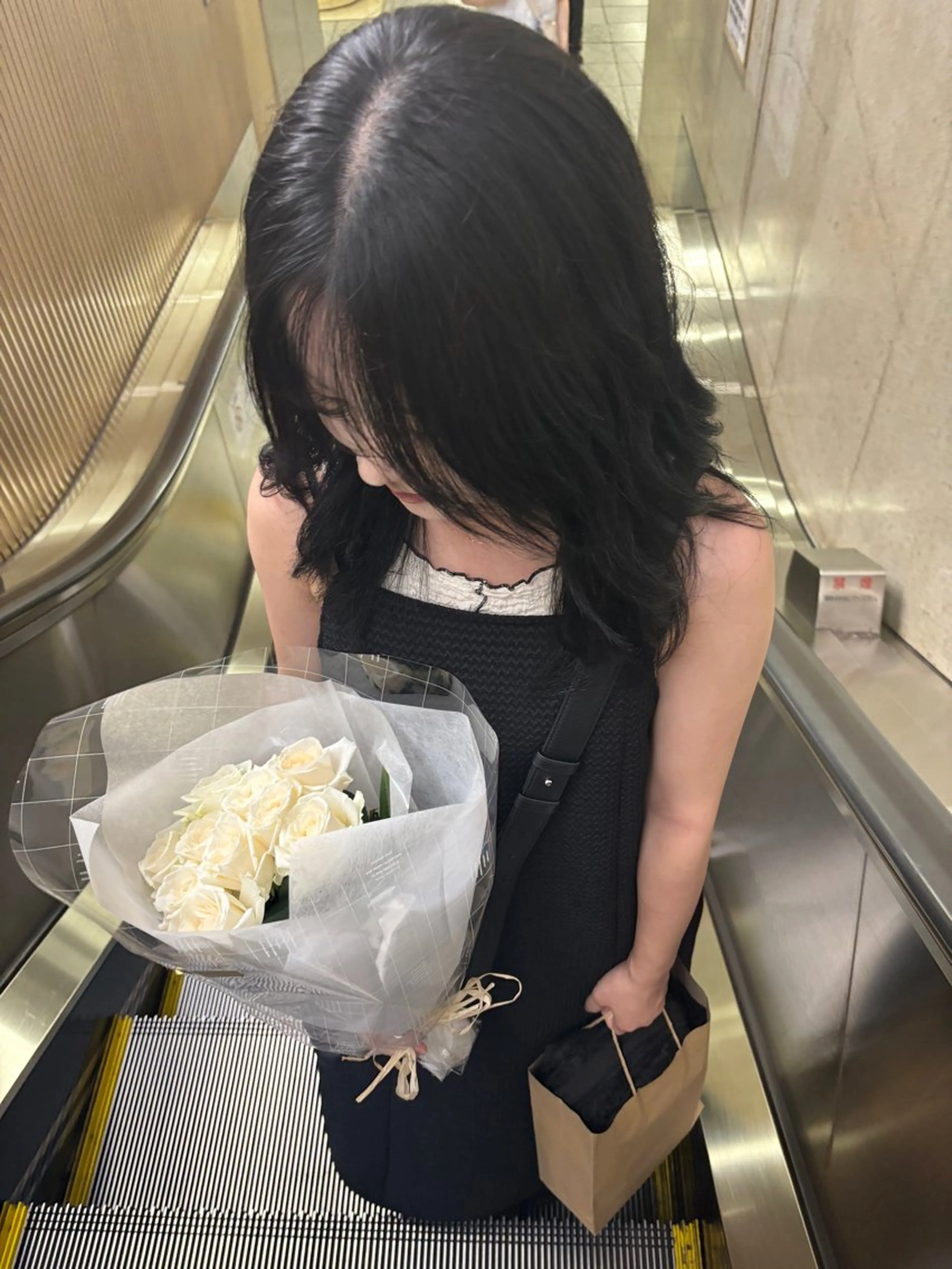 ミディアム カラー ブルーカラー 透明感カラー Halo所属・玖須　綾音 /柔らかい海外ヘア♡のヘアスタイル