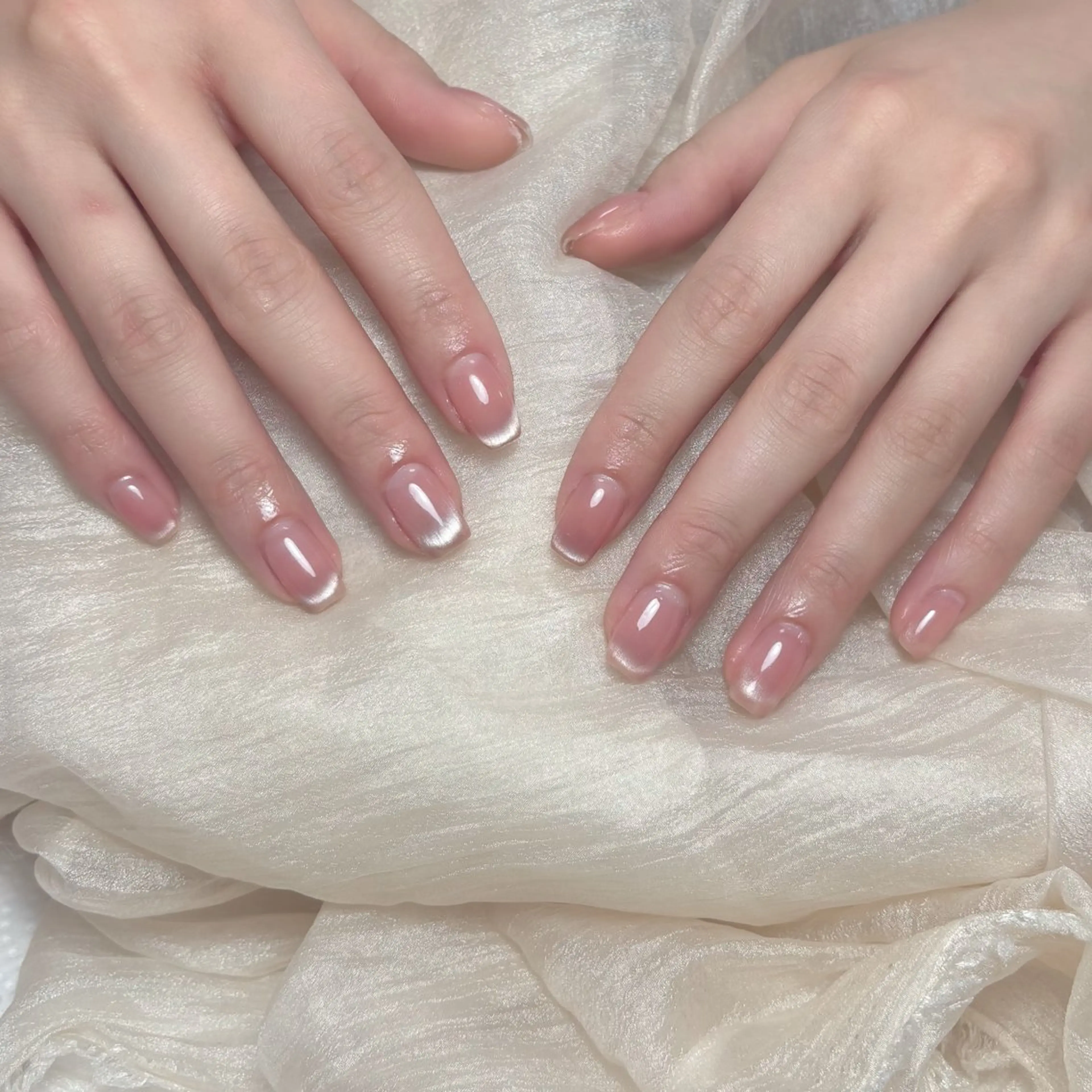 ネイル フレンチネイル マグネットネイル マグネットフレンチ ハンドネイル Ti miのネイルデザイン