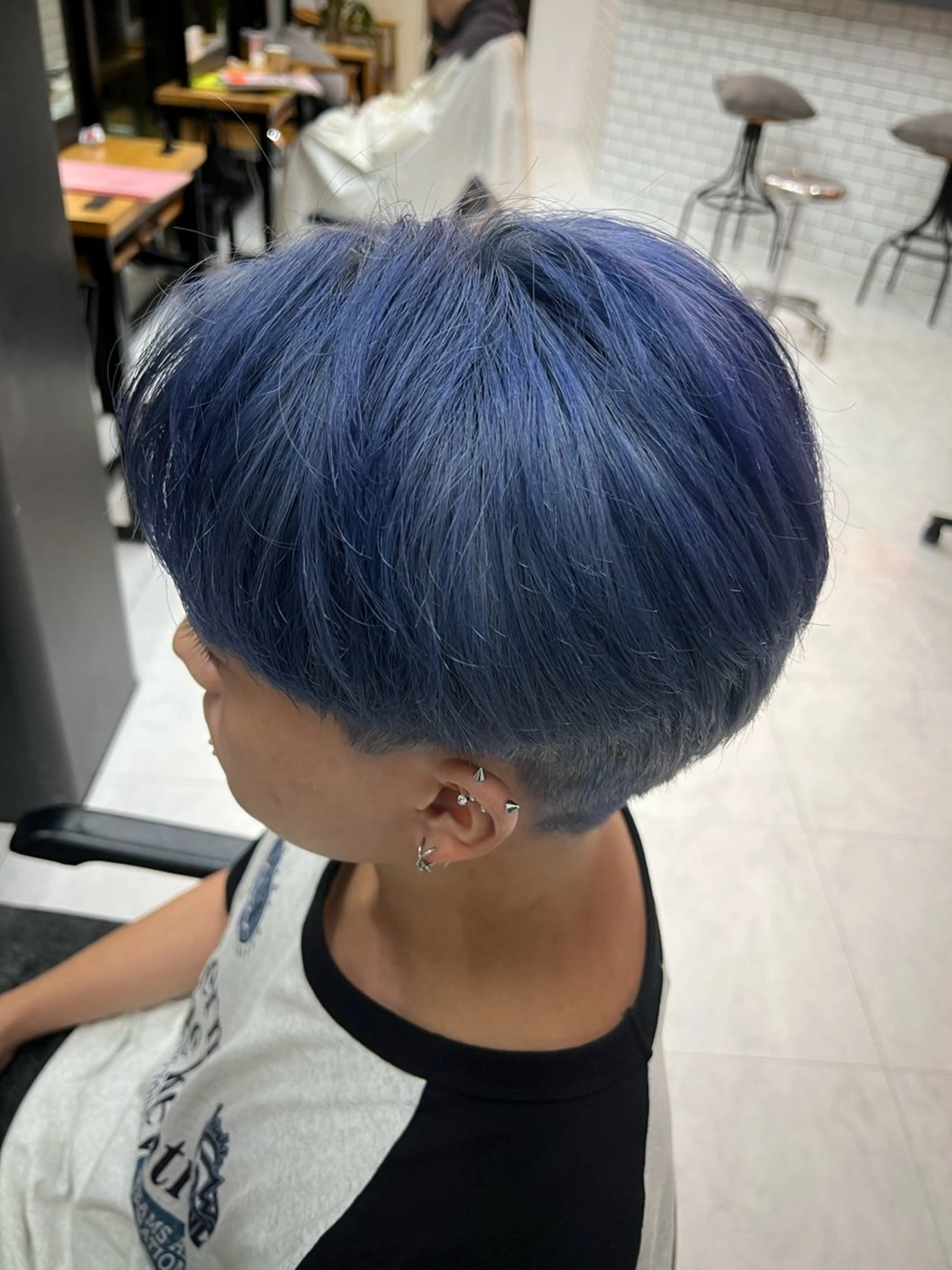 パーマ メンズ ダブルカラー寒色系 ボリューム改善ハヤトのヘアスタイル