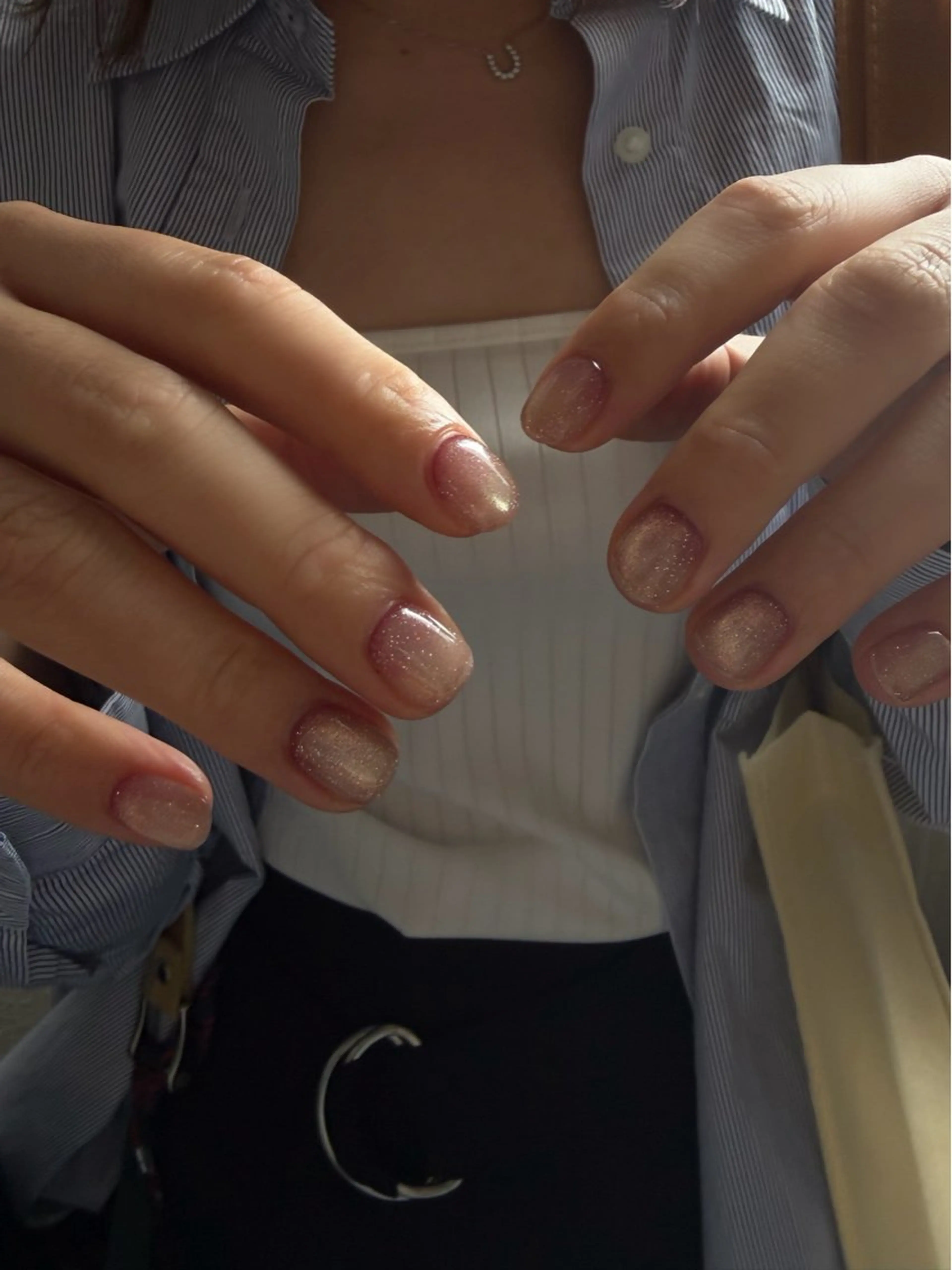 ネイル ハンドネイル フットネイル with hues AYAのネイルデザイン