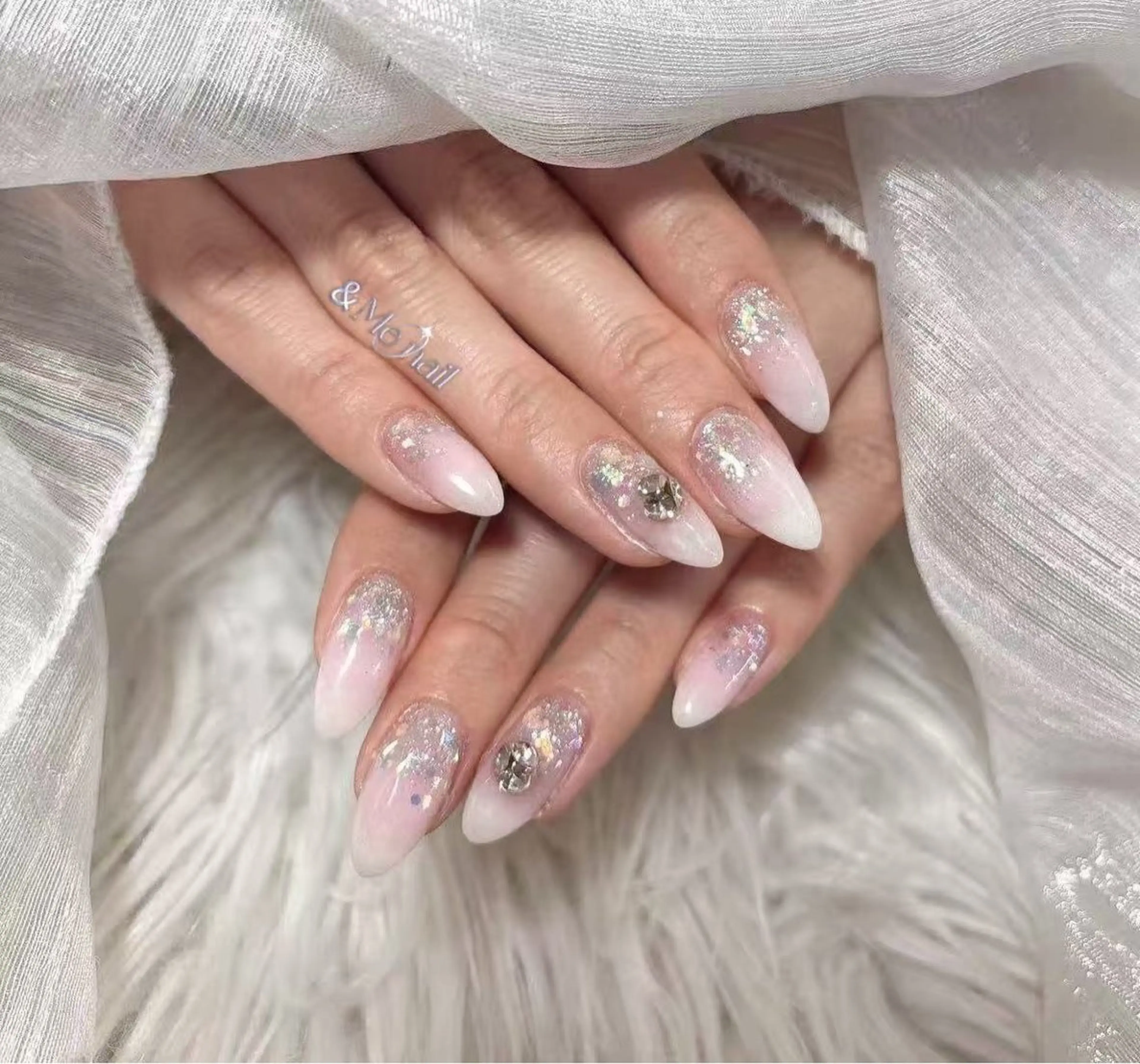 ネイル ハンドネイル &ME makiのネイルデザイン